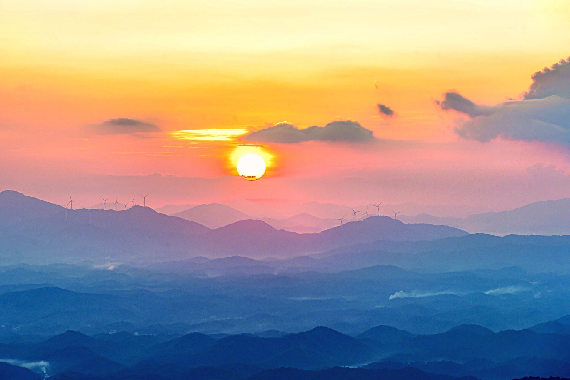 云飞嶂打卡记 云飞嶂,山岭风景区,坐落在广西壮族自治区玉林市博白县