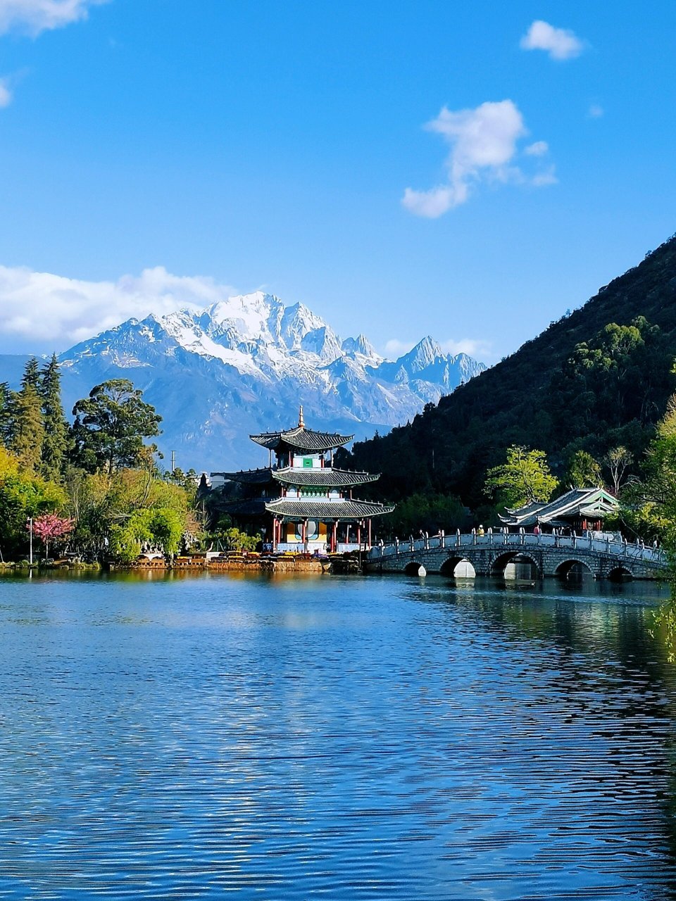 玉龙雪山  真正的美景无法用图片/视频表达.