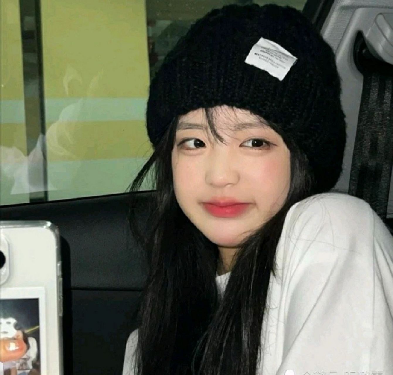 头像女ins高级质感 头像女ins高级质感