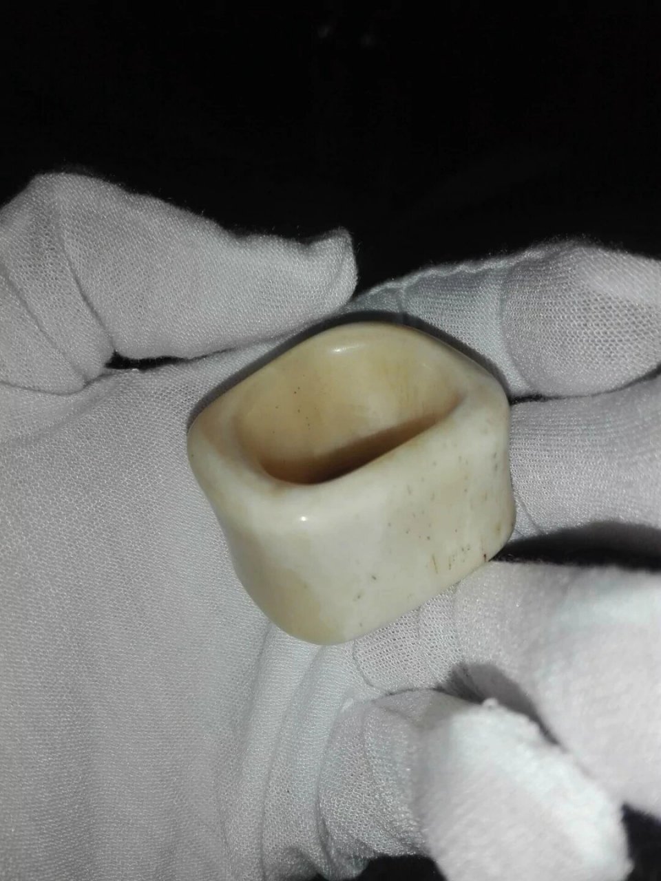 牛骨随型指环扳指 润度还是不错的,造型中式复古.