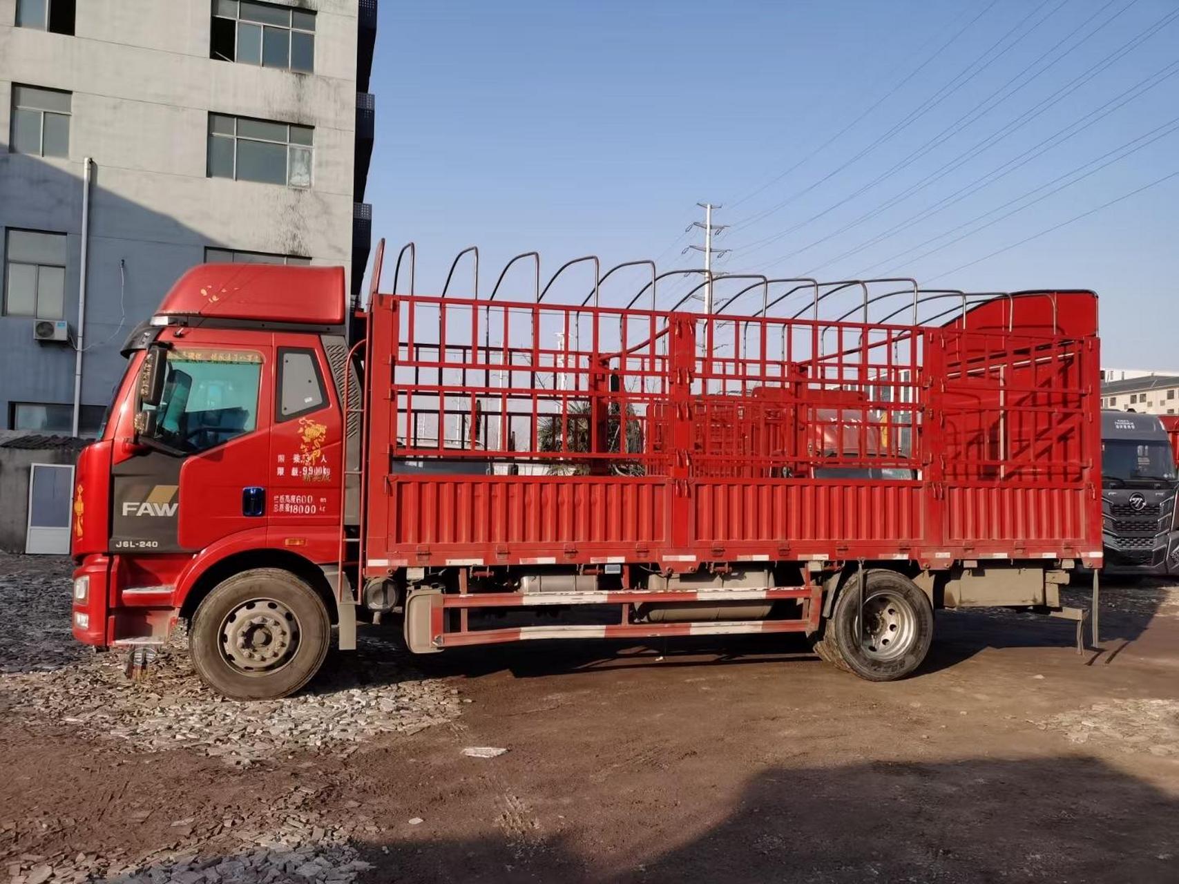 21年3月解放j6l精英版,6缸240马力6.