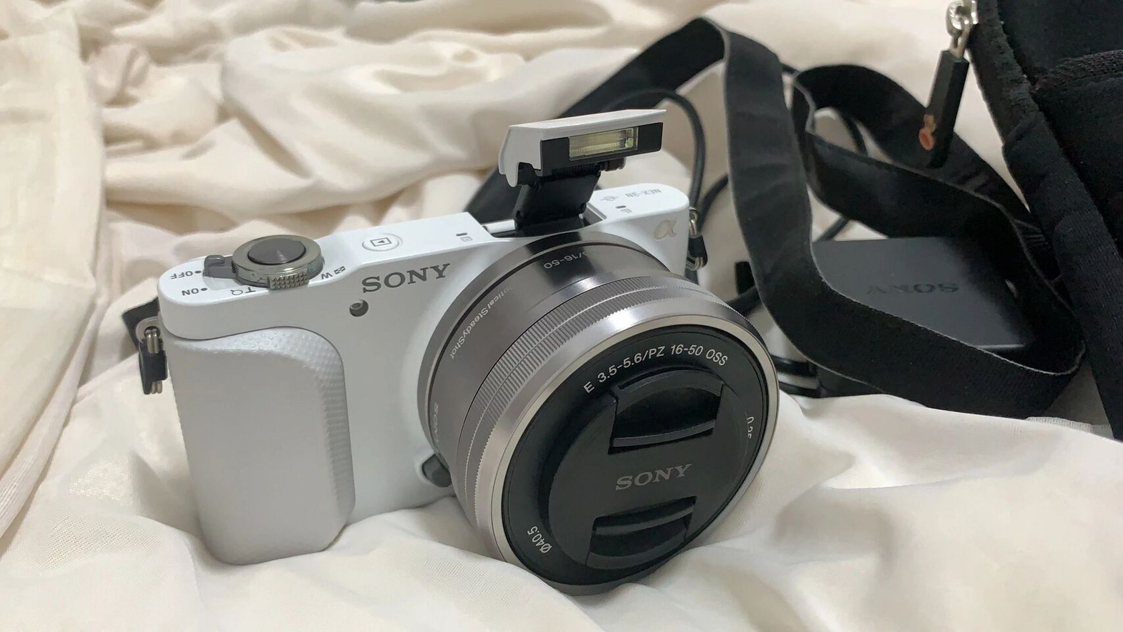 索尼奶昔nex-3n 微单(901200已出) 正常使用 成色很新 原装配件