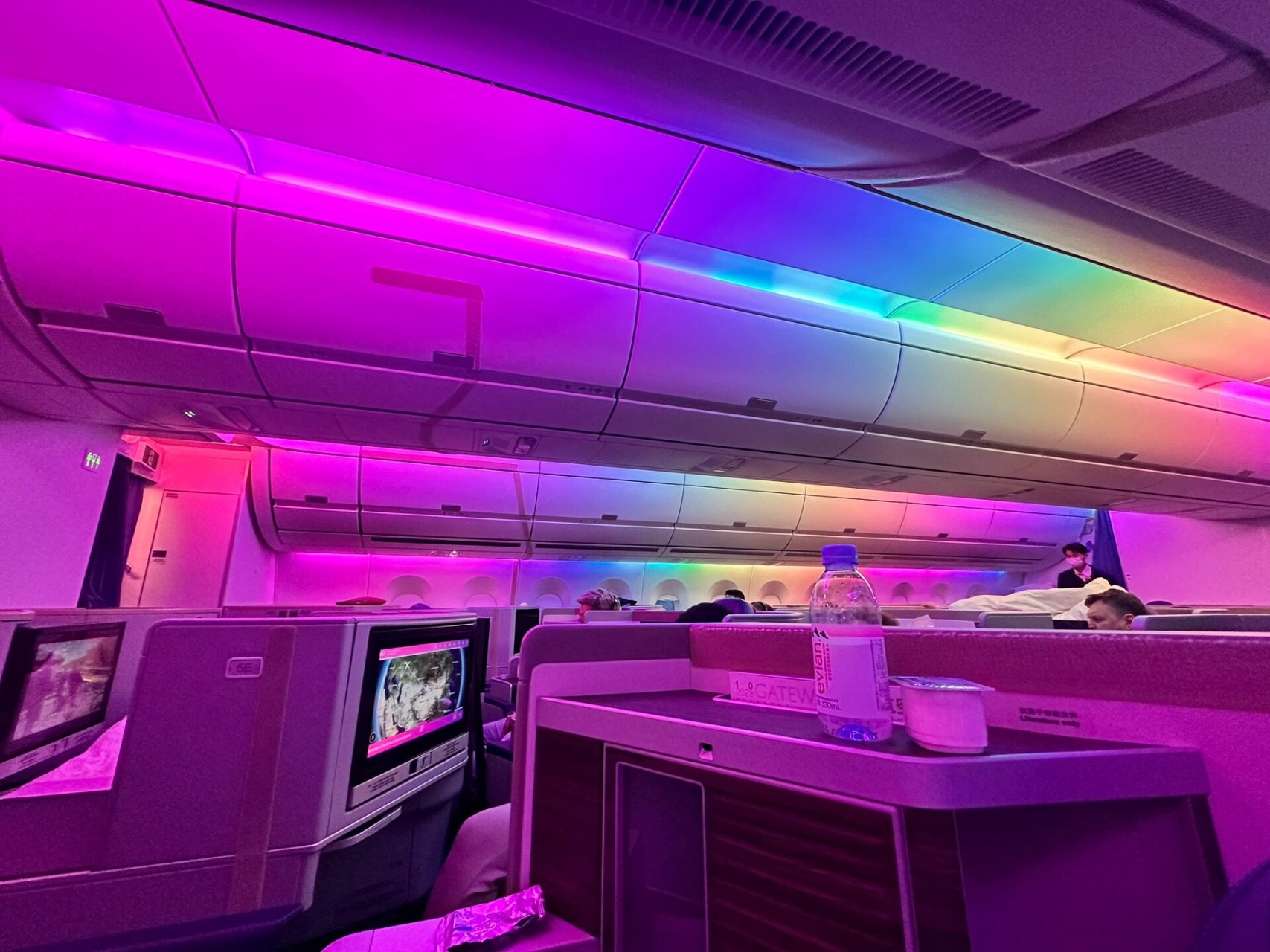 南航公务舱a350-900,据说是新飞机 体验感不错,非常适合飞长途的旅客