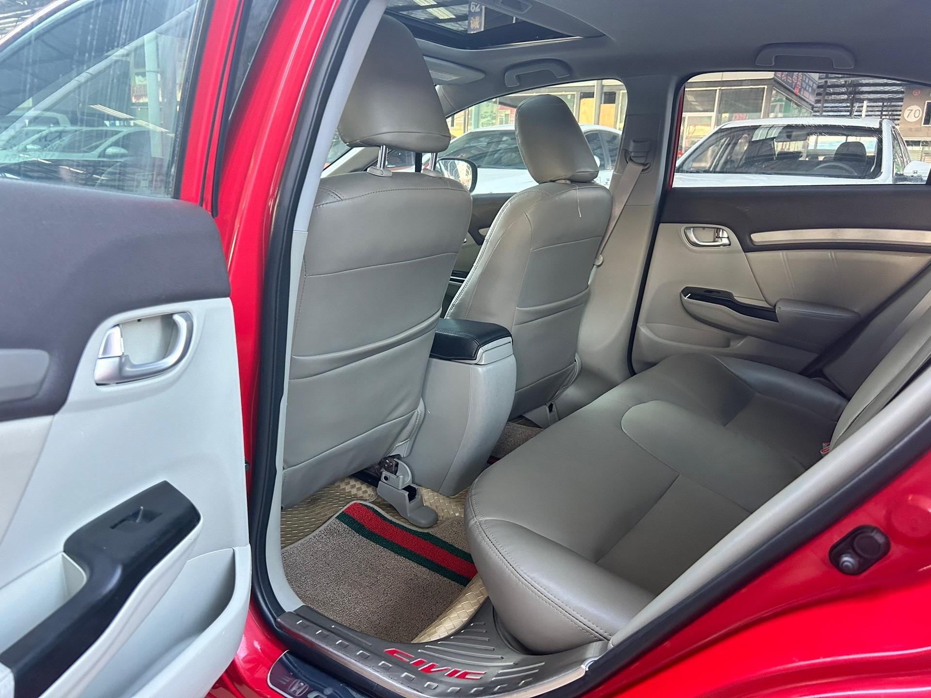 1.8l·自动豪华型