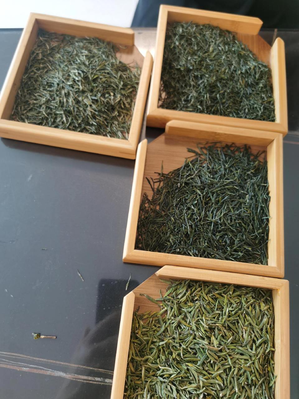 恩施玉露 ,春茶头采数量不多,价格实惠,580一斤