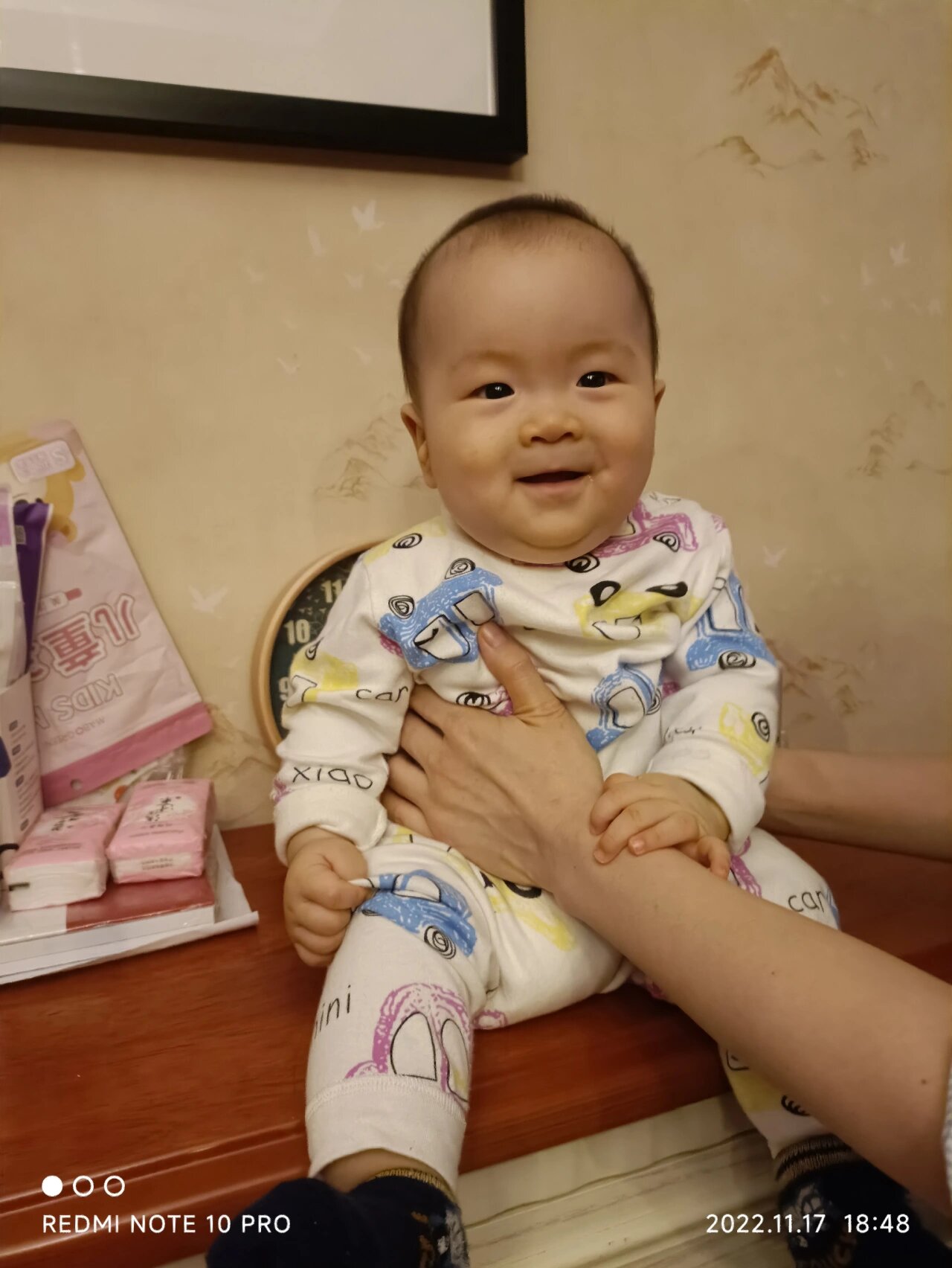 拴马桩,你们遇见过长拴马桩的宝宝吗,儿子一边一个