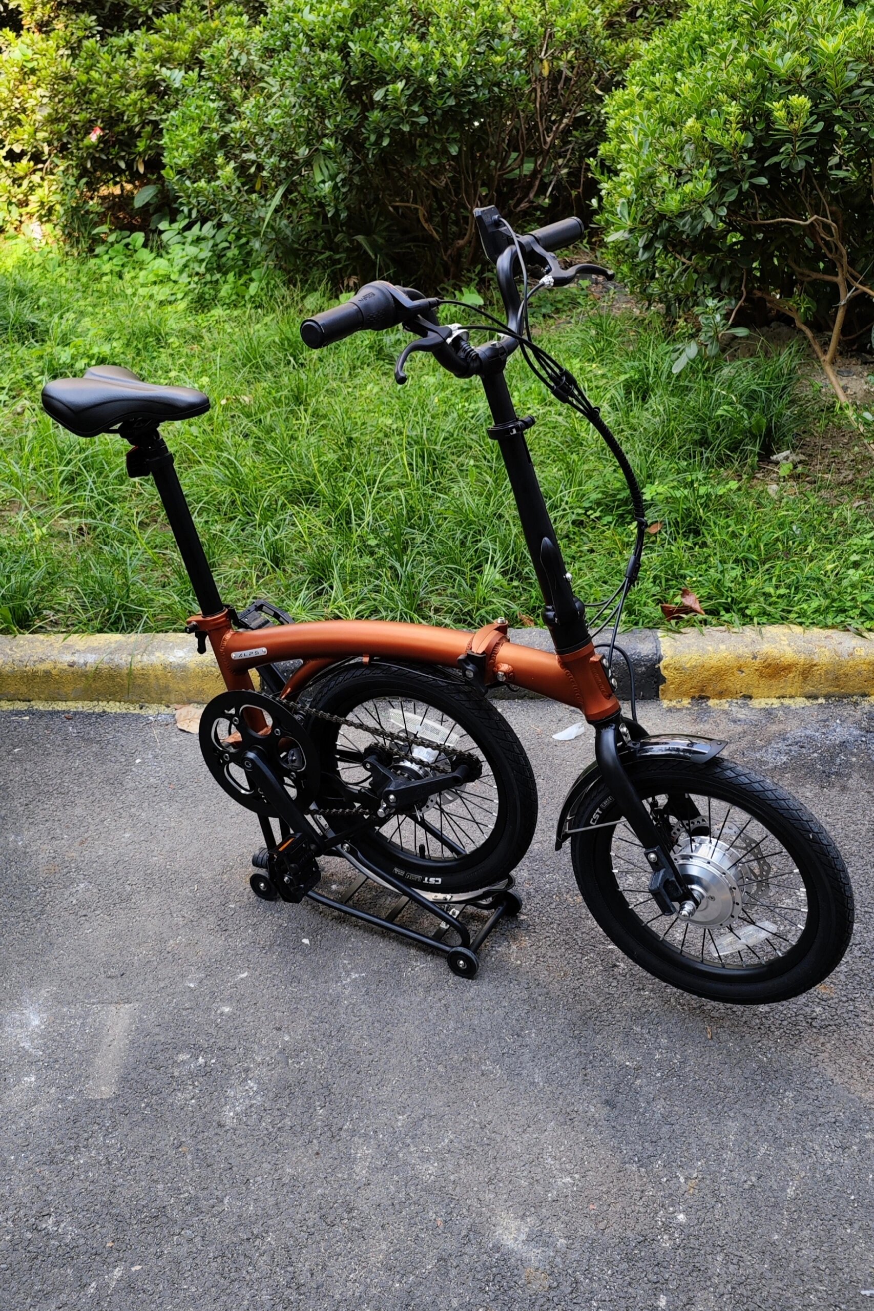 电布 电助力小布款三折叠自行车