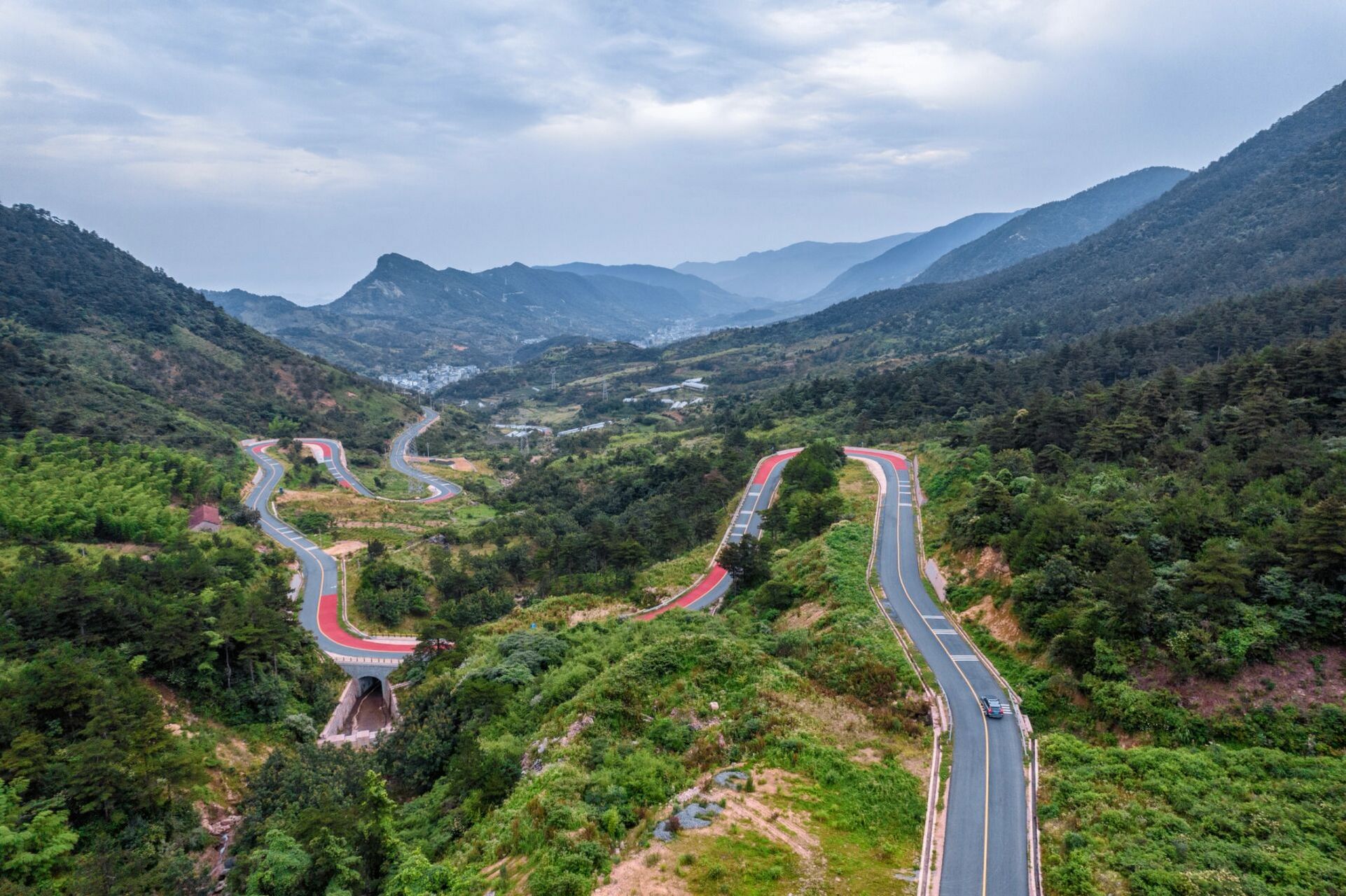 自驾浙西天路 周末抽空去浙西天路走了一圈,山美水美