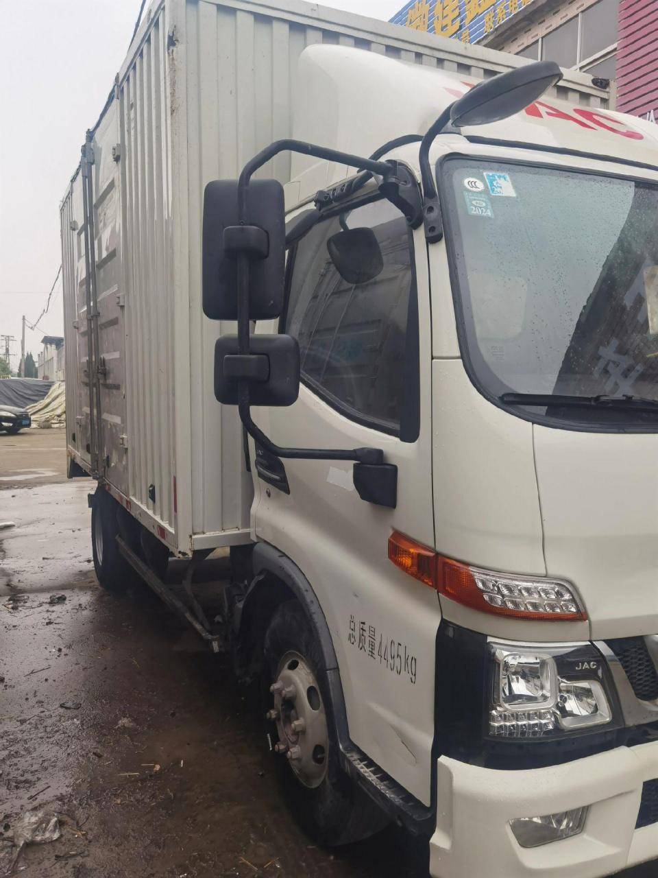 新到江淮骏铃v6宽体箱货,2021年7月,轮胎750,马力145,宽2.