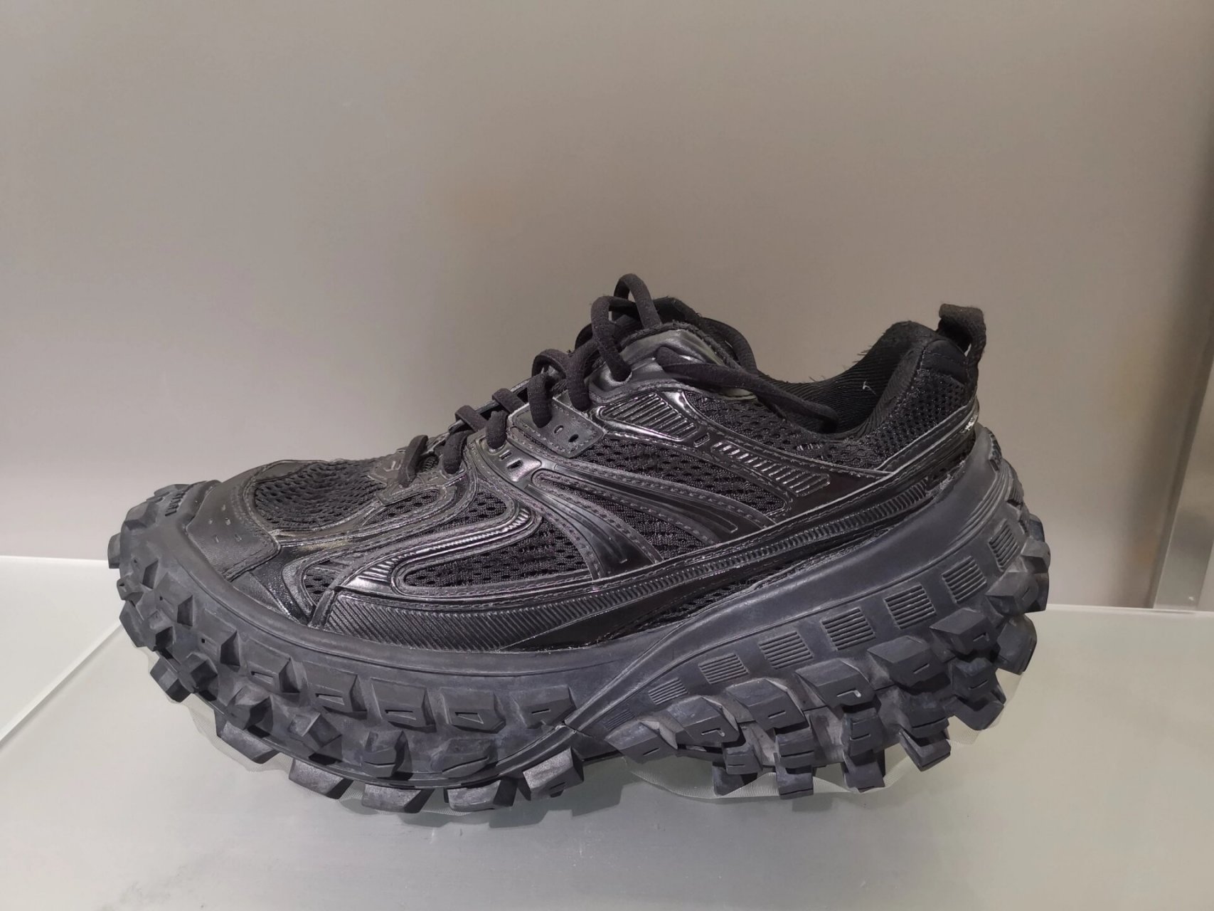 巴黎世家轮胎鞋气场无敌了