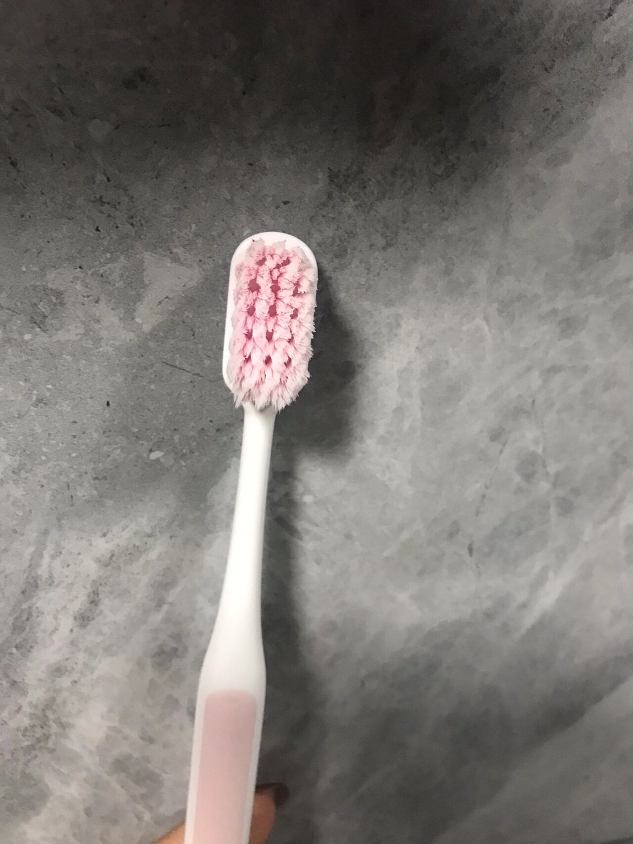 用名创优品的这款牙刷变红了