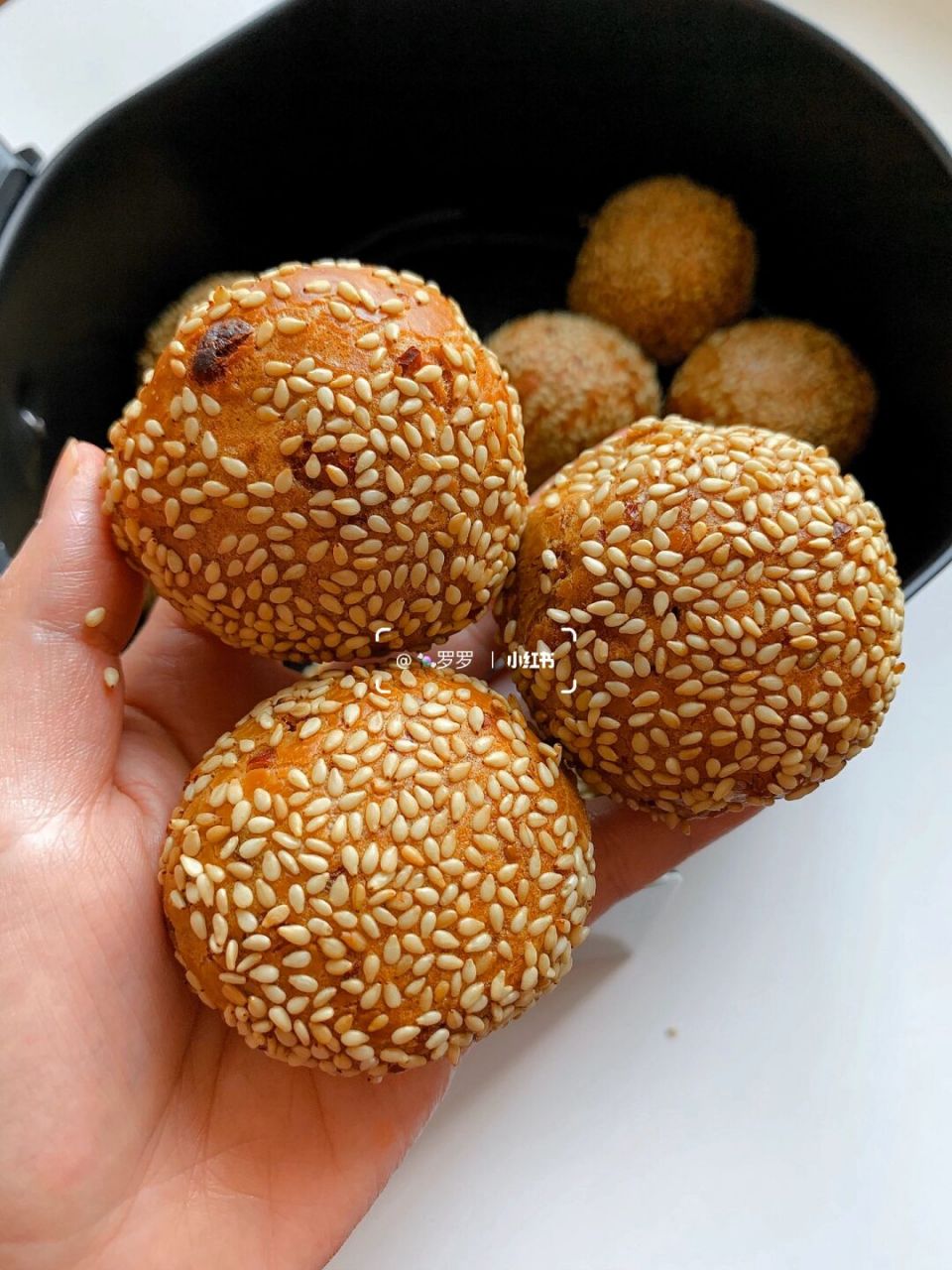 免油炸软糯香甜空气炸锅红糖红枣芝麻球,糯米球 真的巨巨好吃,外脆里