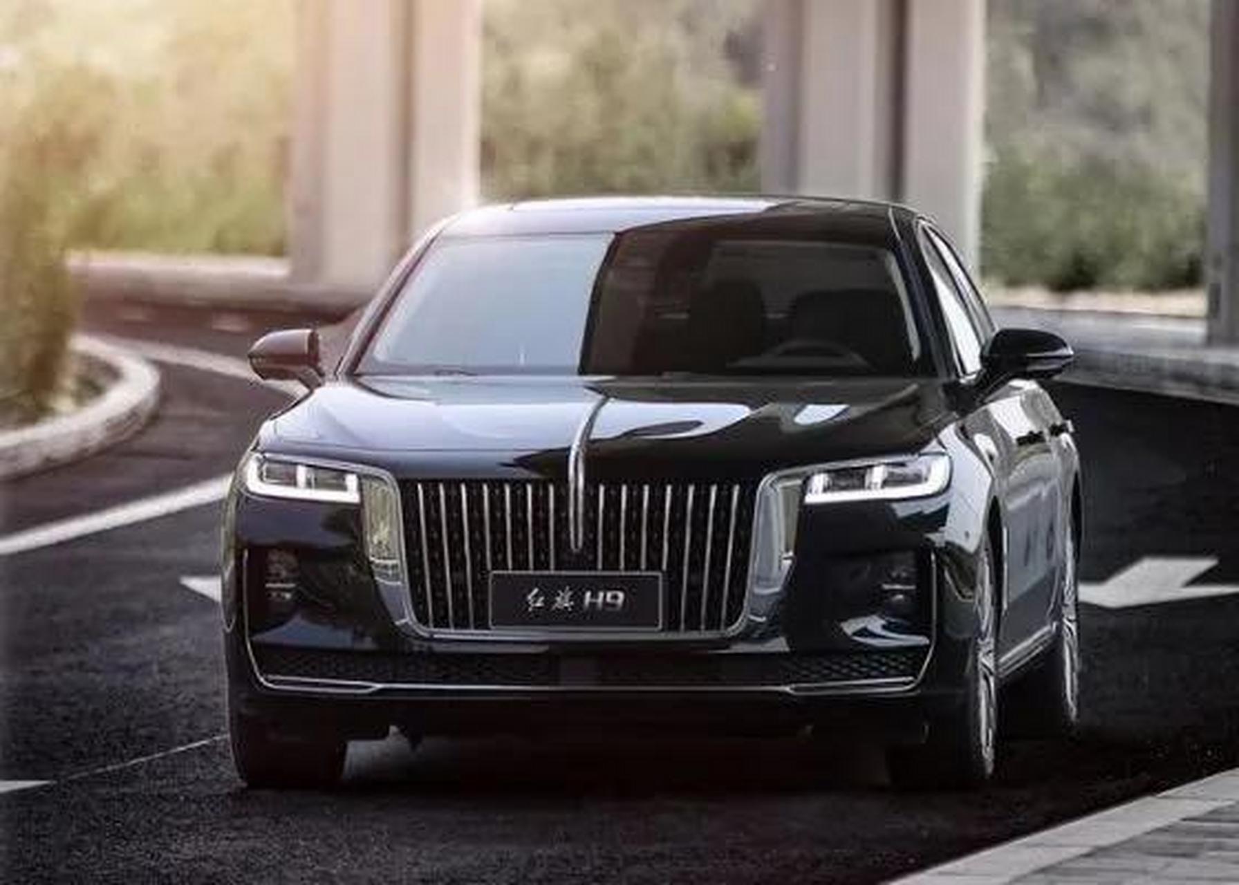 红旗h9是红旗h系列新时代c 级豪华旗舰轿车,由设计师丁杨峰主导设计