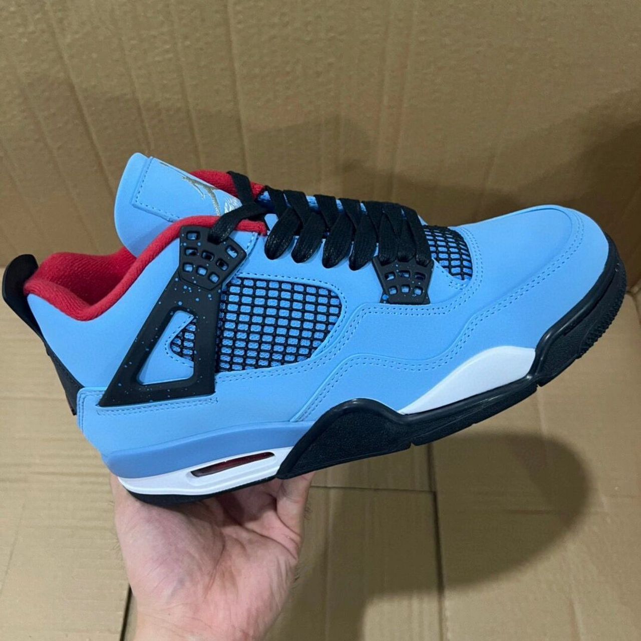 aj4 還得是雷公配電母啊 掃碼98 穿搭全靠99