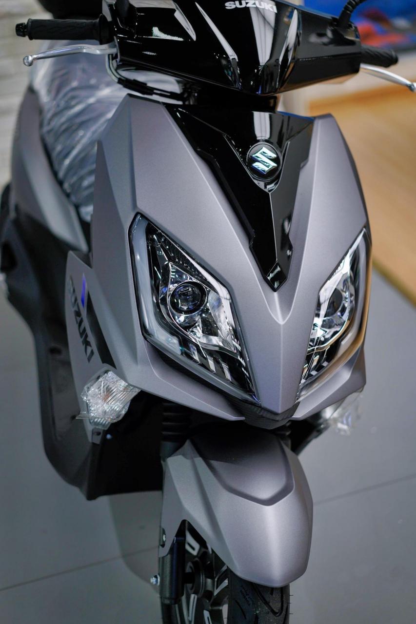 suzuki铃木uy125蚕丝灰.大佬气质十足的配色