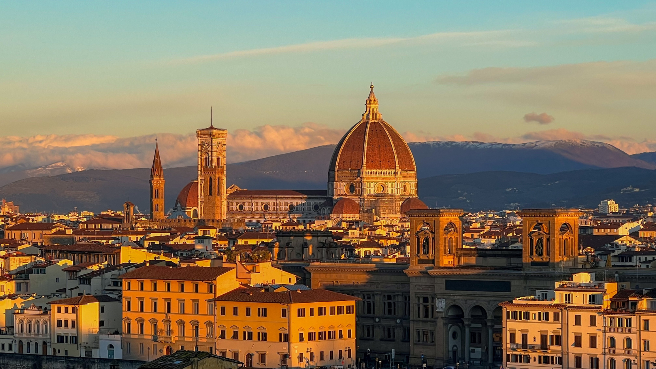 翡冷翠的日出日落～ 佛罗伦萨是一个非常好逛的城市,景点集中,面积