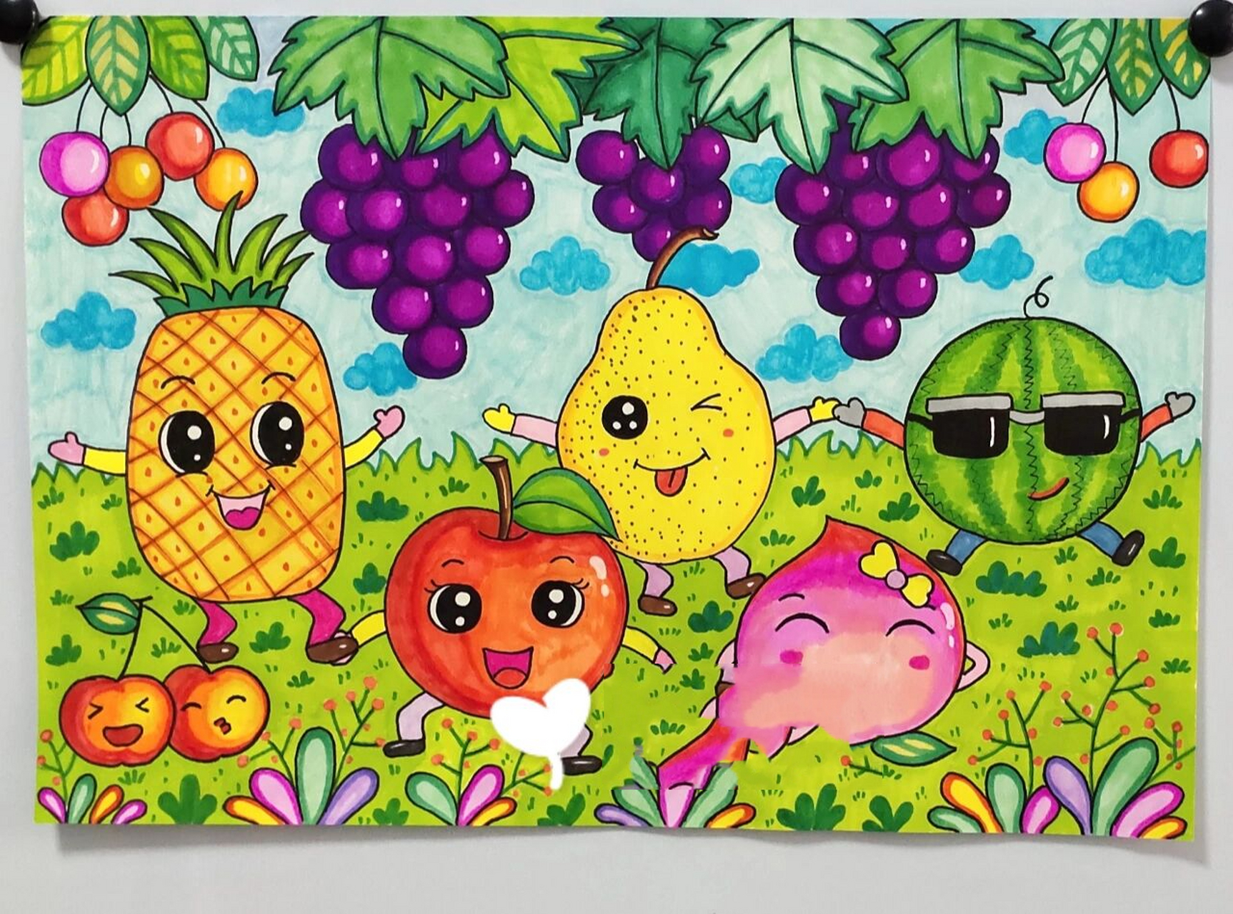 儿童画《水果乐园》 好久没更新了,来一幅水果儿童画,适合六岁到八岁