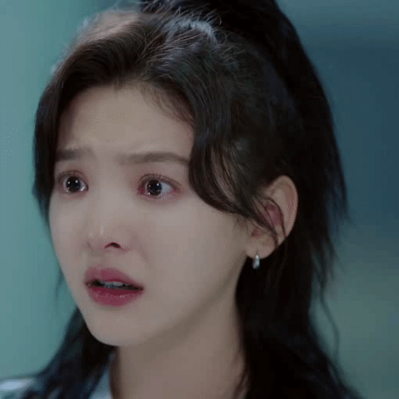 章若楠雨中分手哭戏#章若楠的哭戏可真是狠狠戳中我了,破碎感真的很