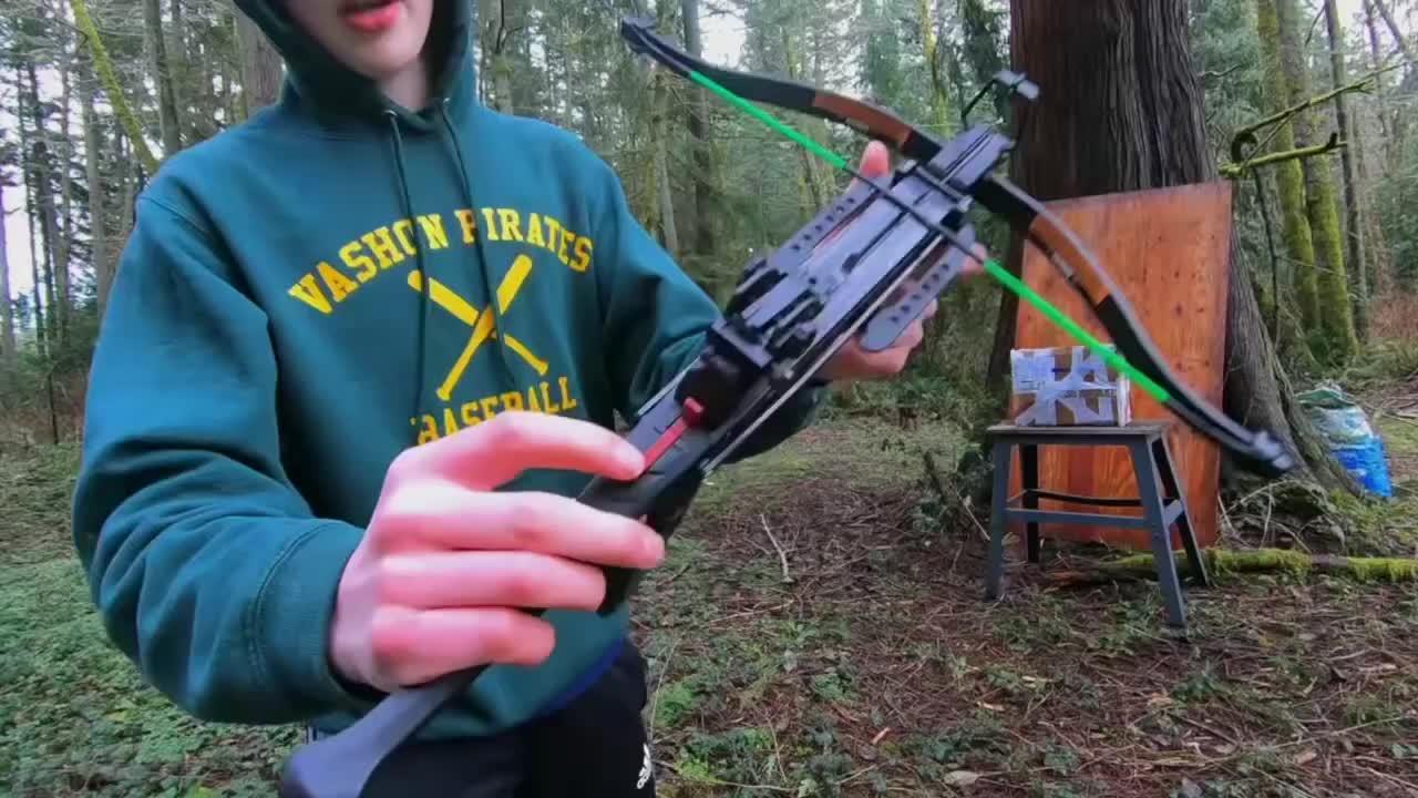 黑风奴全拼 的想法: 国外十字弩合法拍摄pse僵尸猎手蝰蛇ss影视道具