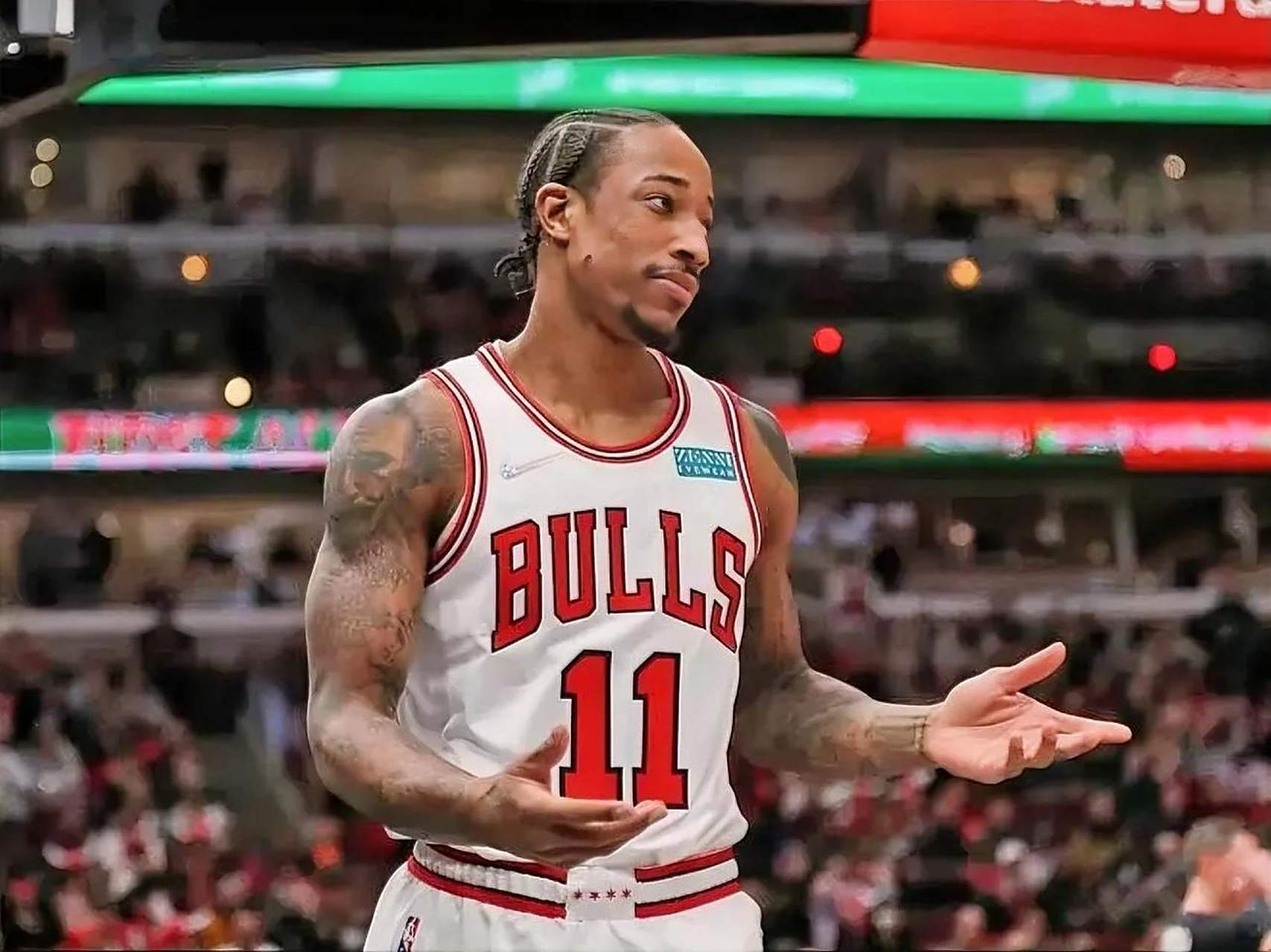 火箭有意交易得到公牛队后卫德罗赞!