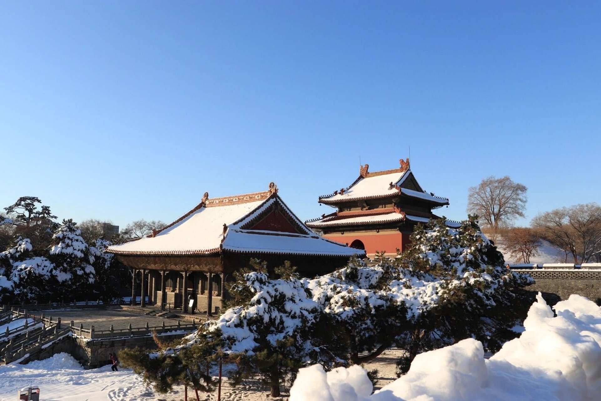 沈阳北陵公园雪景图片