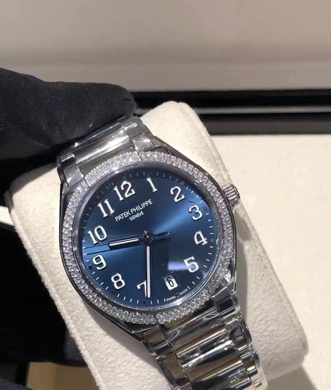 百达翡丽twenty-4系列蓝面7300/1200a-001 百达翡丽twenty-4系列蓝面