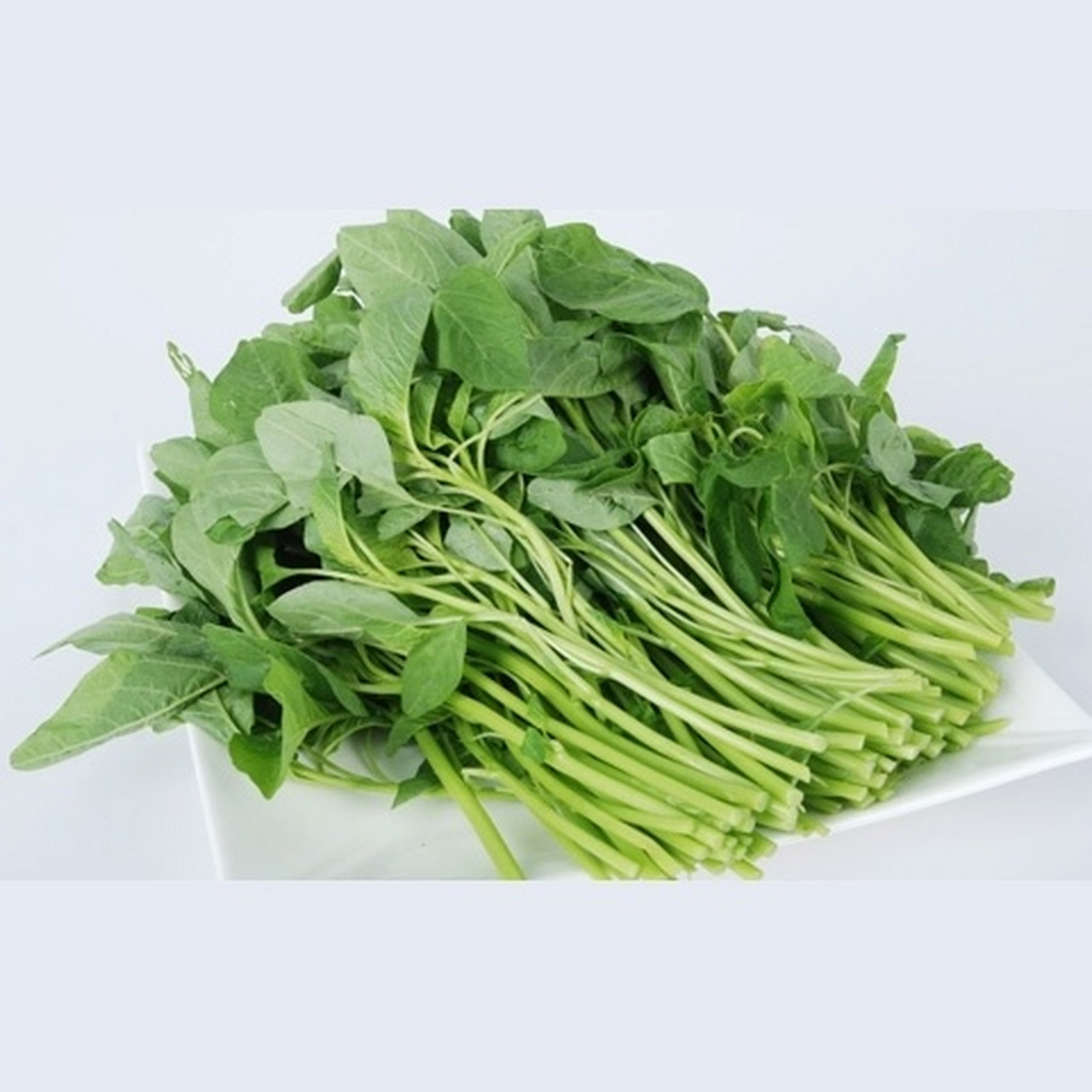 青苋菜炒普宁豆酱06 青苋菜97含有丰富的铁,钙,维生素k等微量元素