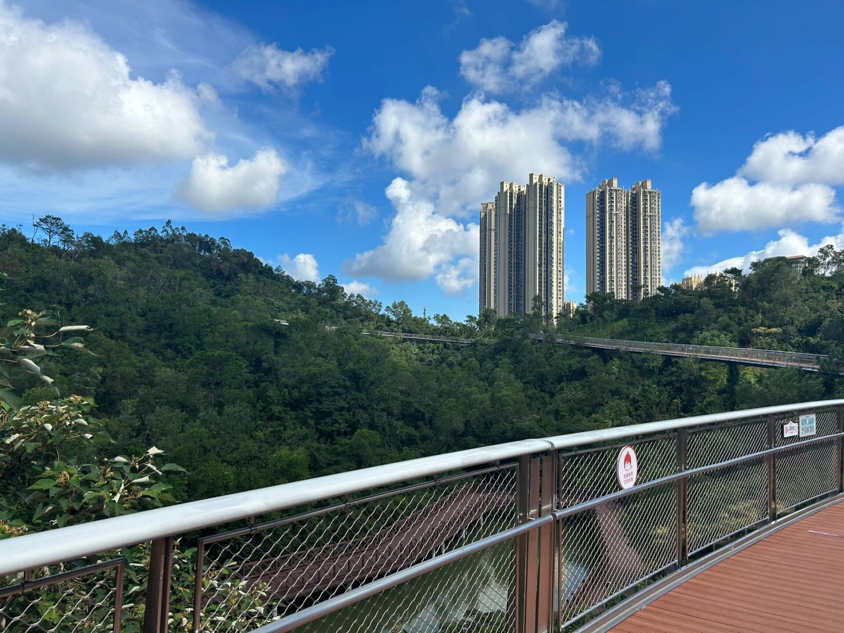 珠海绝美栈道 之前跟朋友只走了海天公园-大镜山社区公园段,这个周末