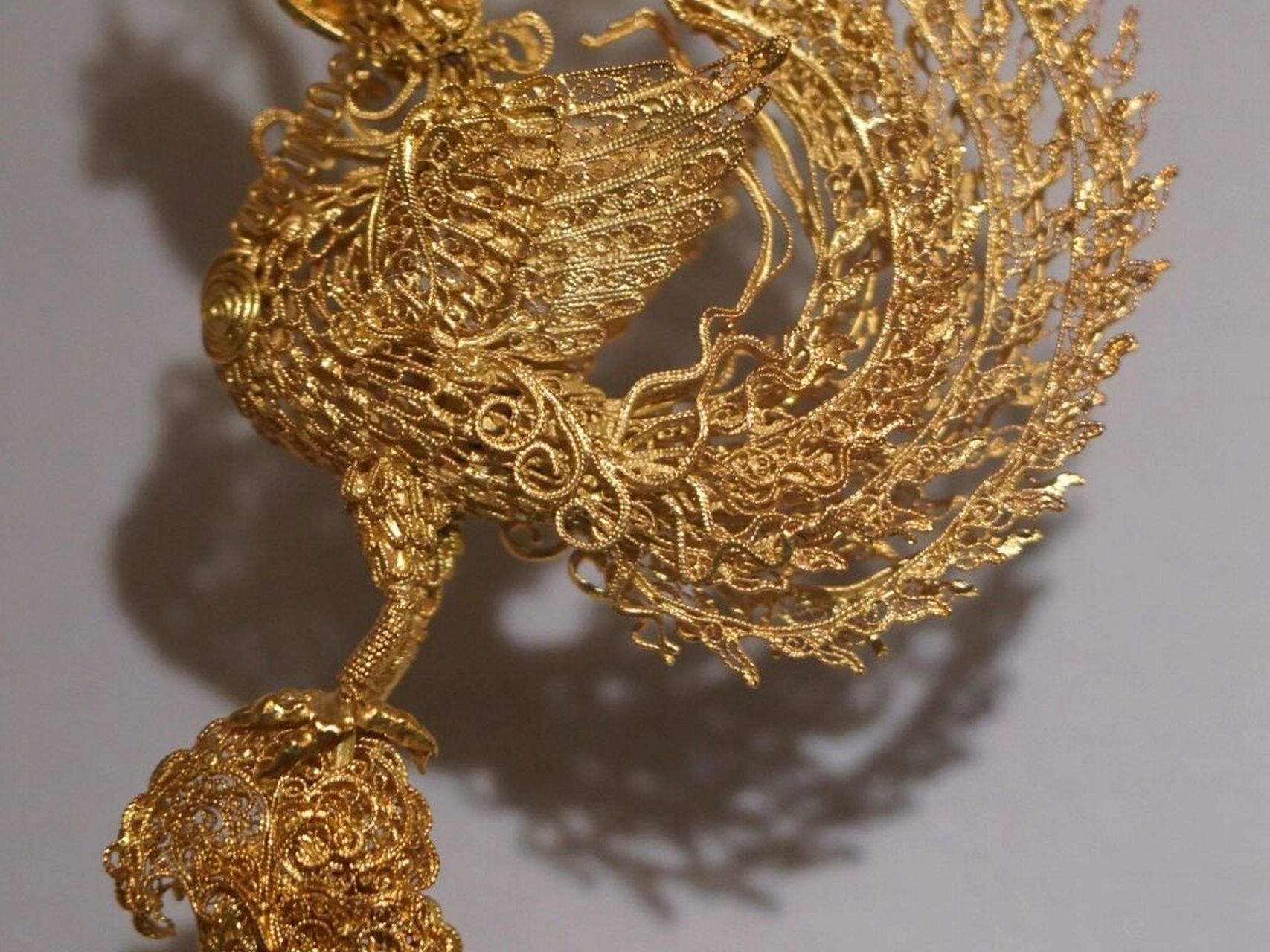 华流才是顶流,一眼惊艳的绝美金凤簪99 据史料记载,明朝贵妇在注重