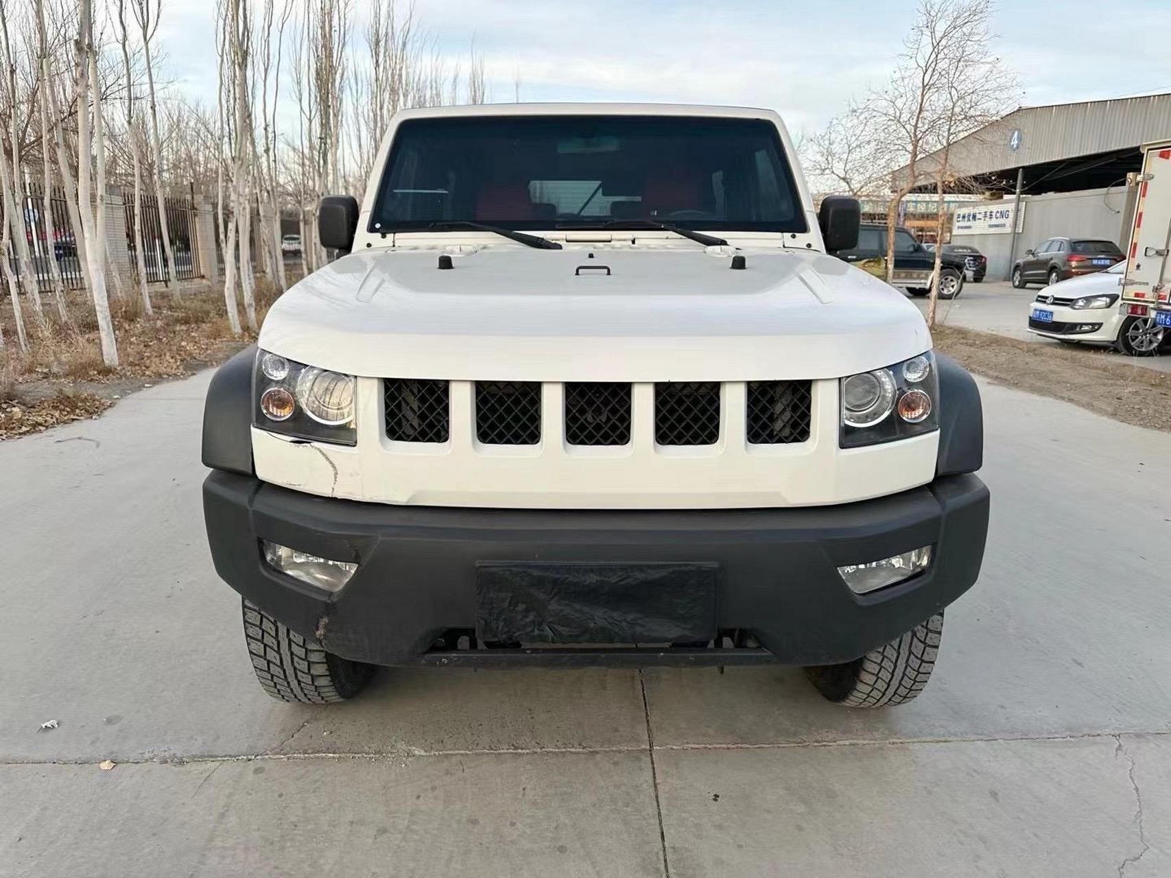 新到硬派越野15年12月bj40手动挡四驱,车况非常好,越野钓鱼神器