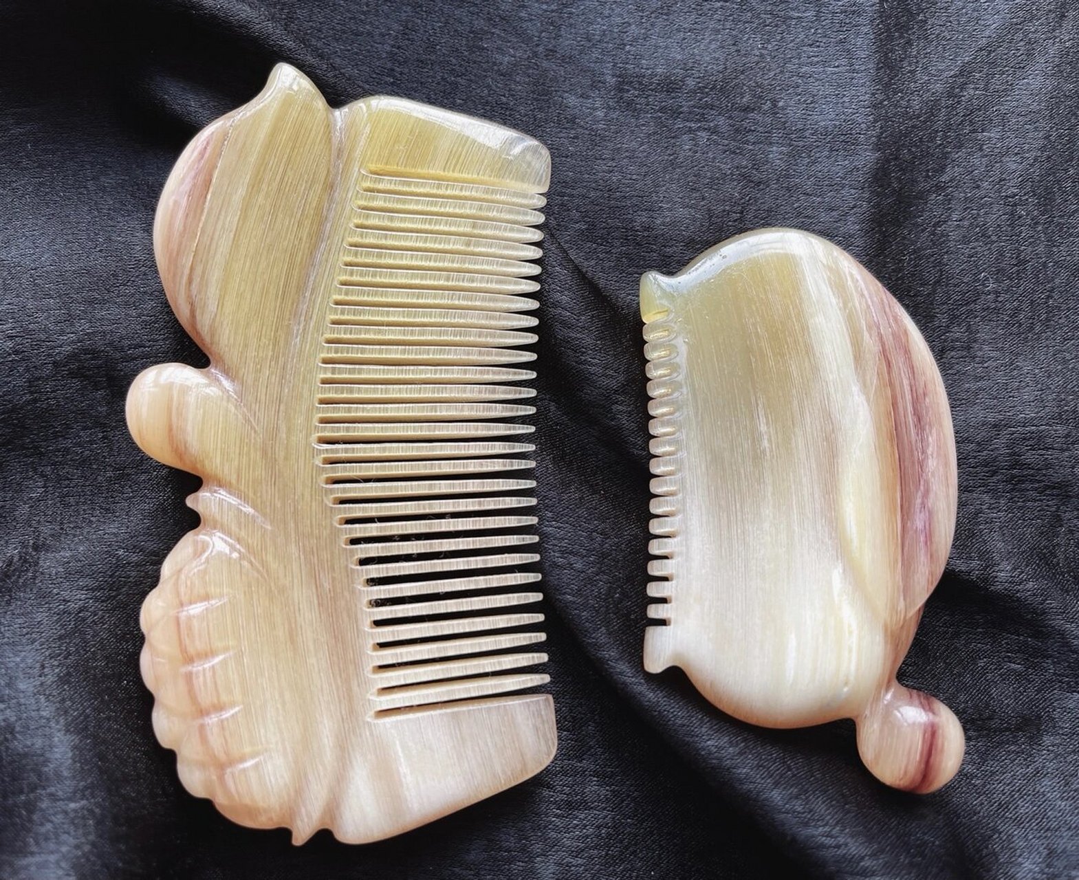 斗羊角梳子 斗羊也要成雙成對啊 下次買斗羊還是買精雕才好看