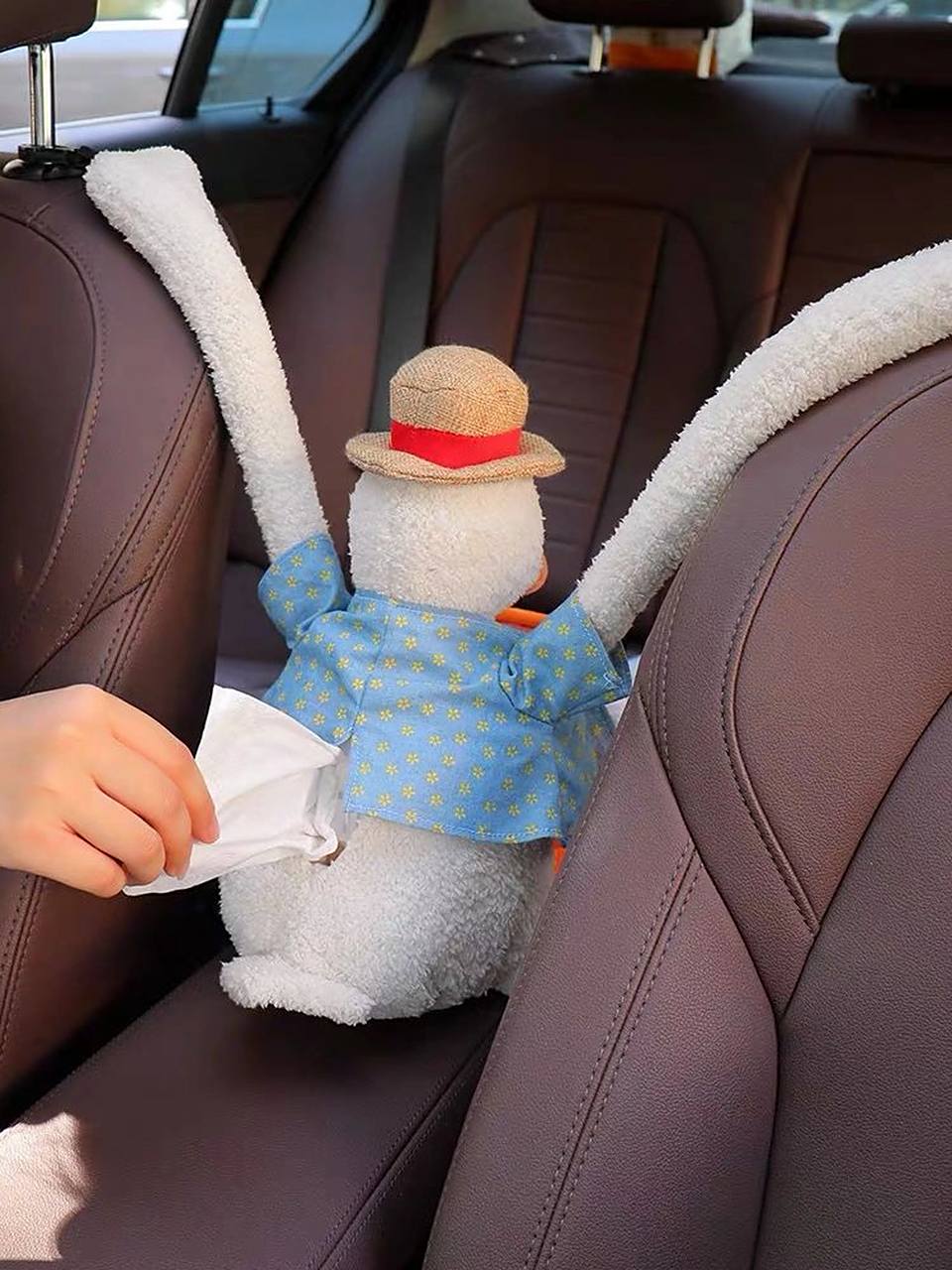 网红鸭鸭太可爱啦 分享一个车载好物 网红鸭鸭真的呆萌又可爱 这是