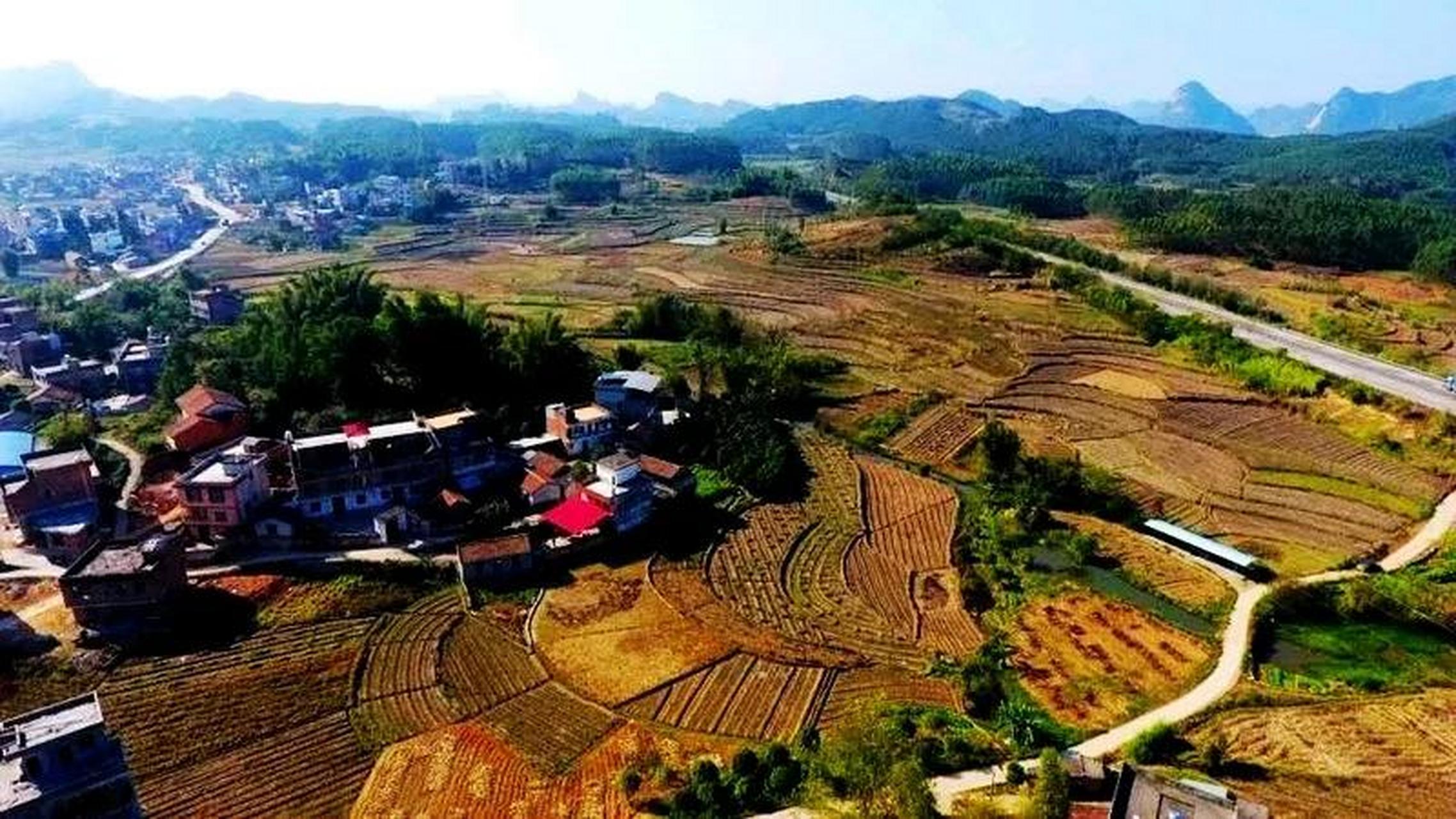 洛西镇宜州区辖镇.位于区境东部,区人民政府驻地东15千米