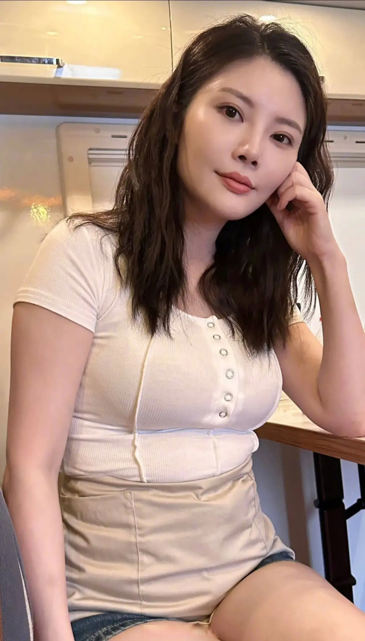 徐冬冬这些年能红是有道理的,她太懂粉丝了.