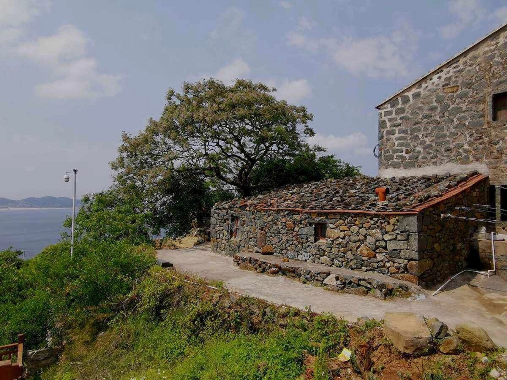 平潭石头厝 平潭岛,石头的房子叫石厝 一 內陆的人,向往大海 南方的人