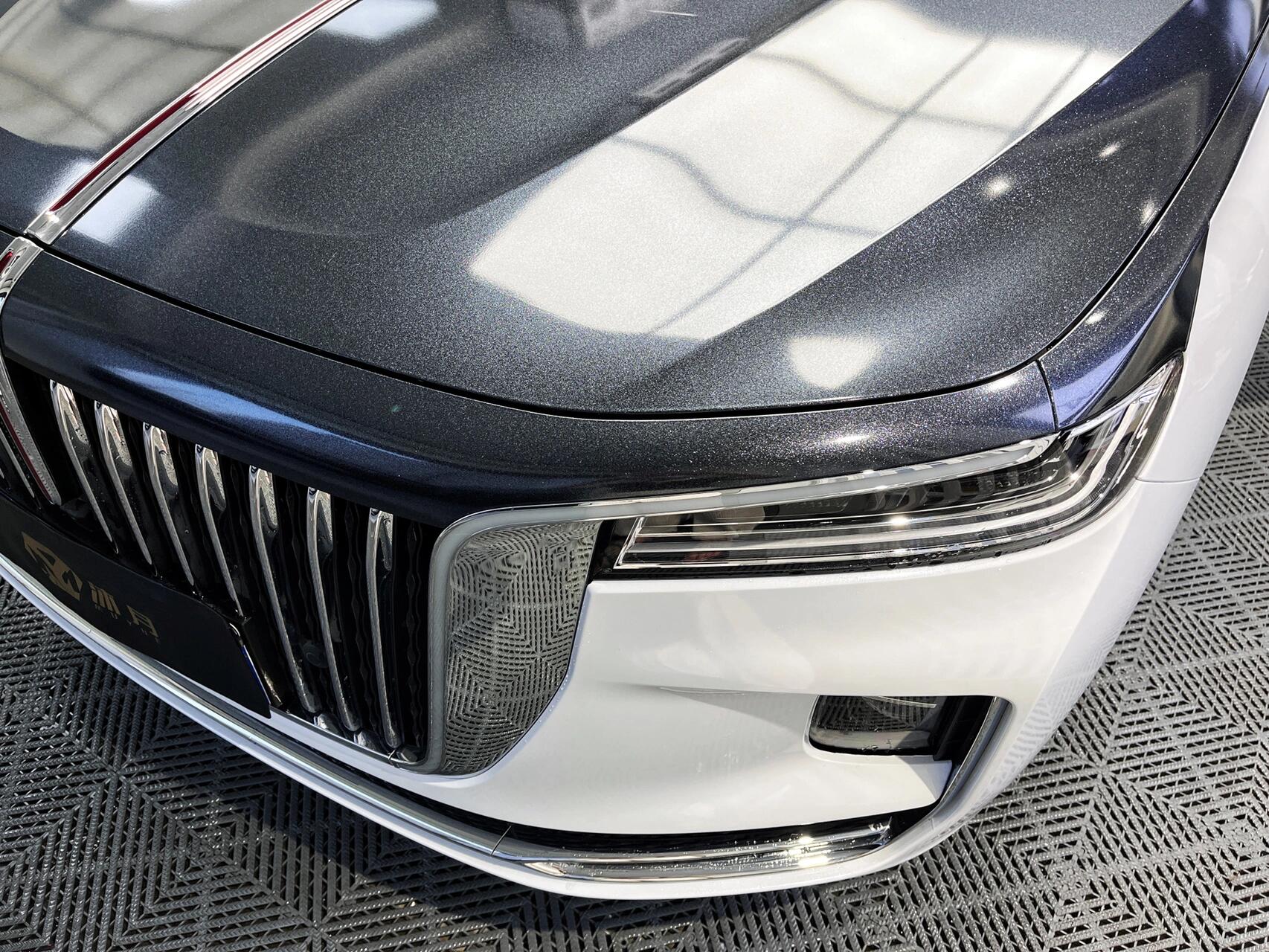 红旗h9改色钻石珠光黑白双拼改色贴膜