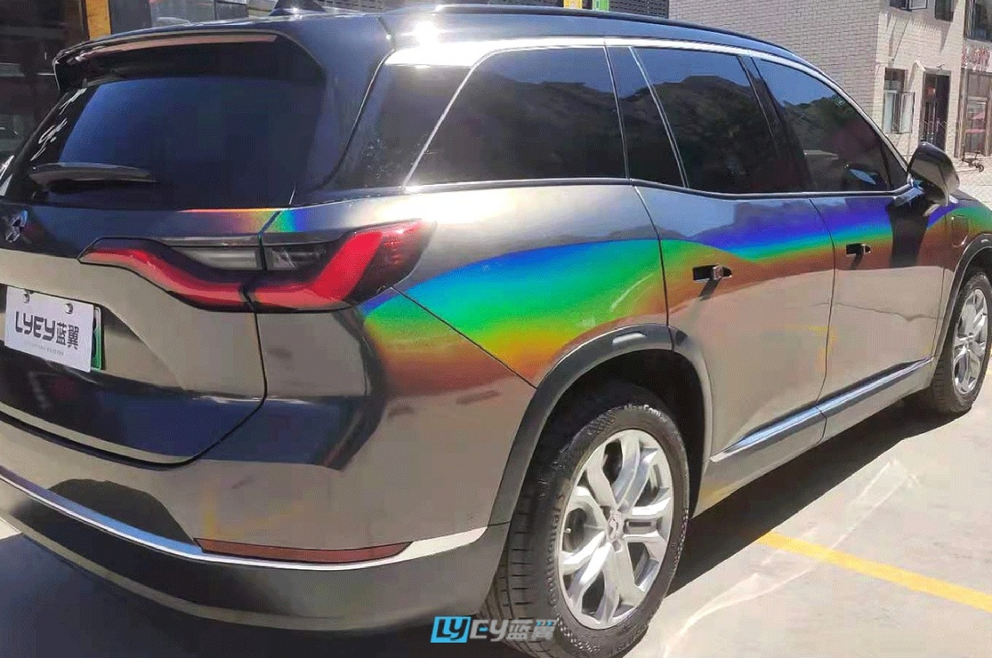 蔚来es8换装星空锦绣灰 不一样的颜色不一样的心情