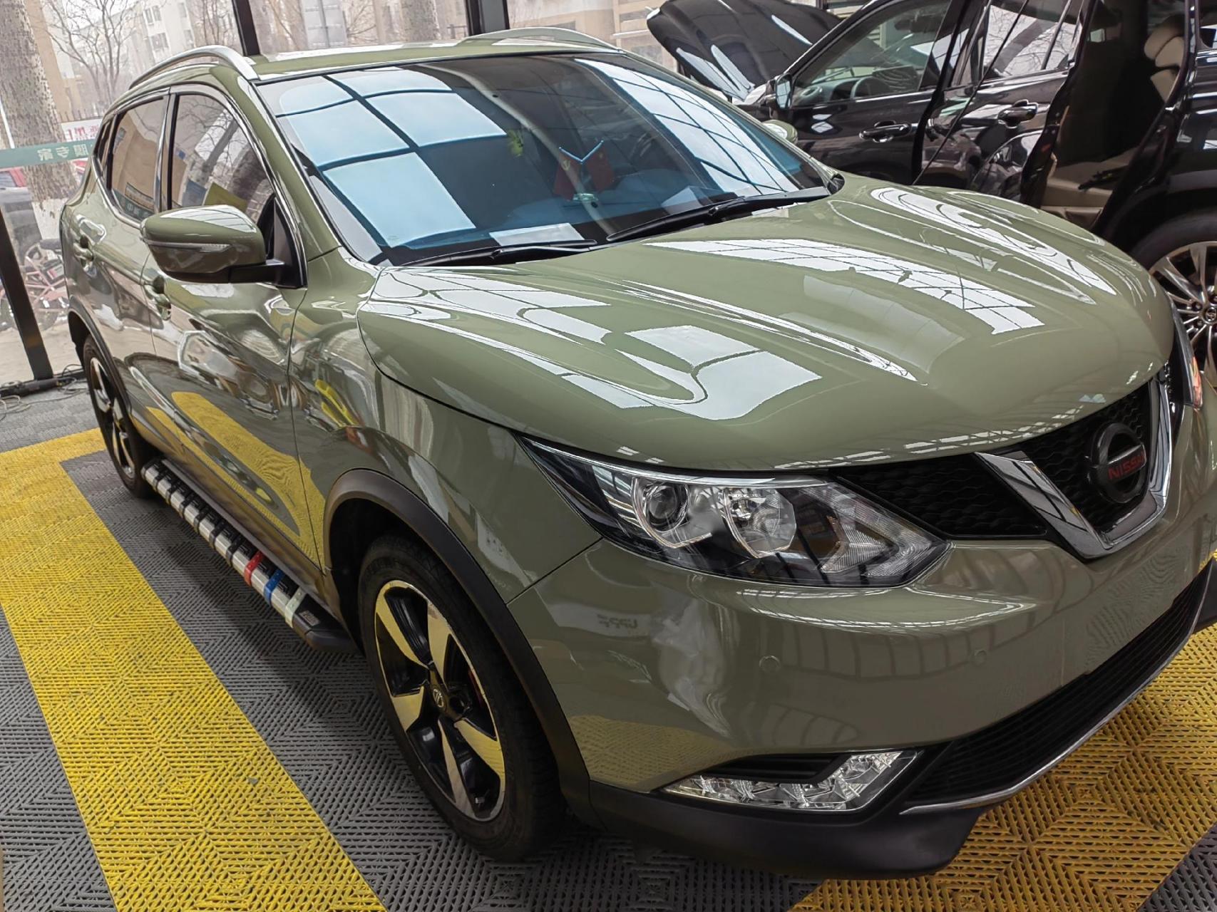 逍客改色白变水晶装甲绿