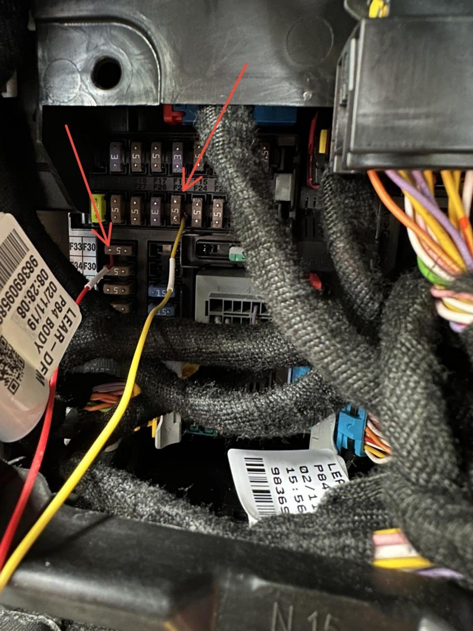 标志4008保险盒位置与安装分享.