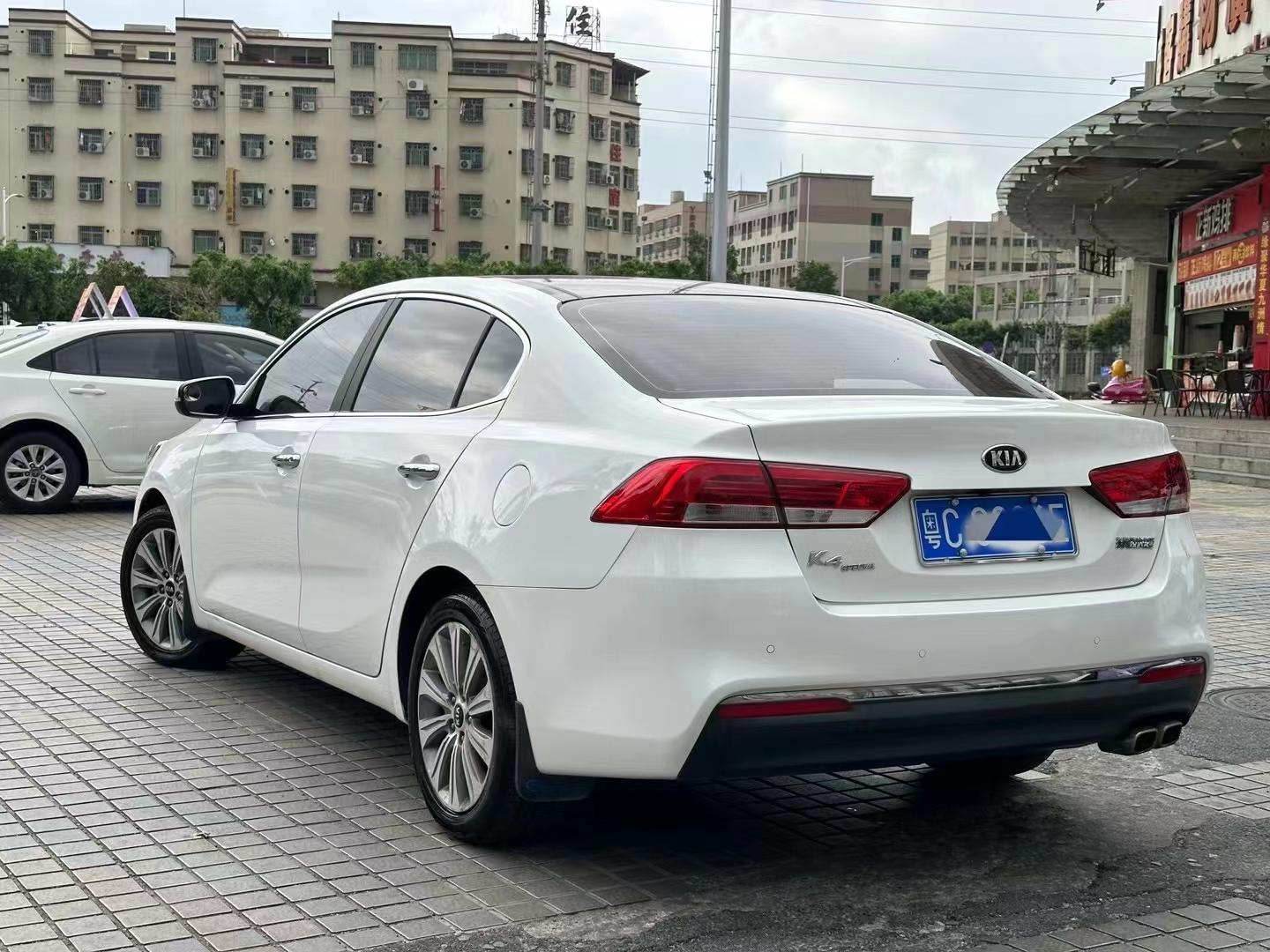 2016年起亚-k4(2017款)  排量1.