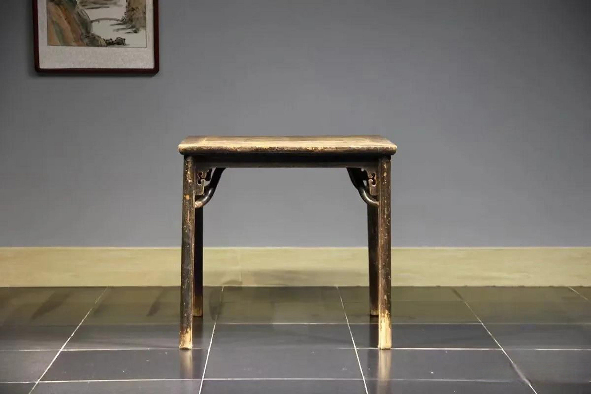 【若无情趣~何谈生活】 明代榆木供桌 尺寸长宽107厘米 高88厘米 此桌