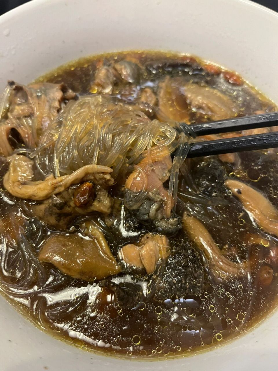 超鲜大脚菌粉丝鸡汤00(附教程) 大脚菌炖鸡汤也太鲜了吧 冬天就要来