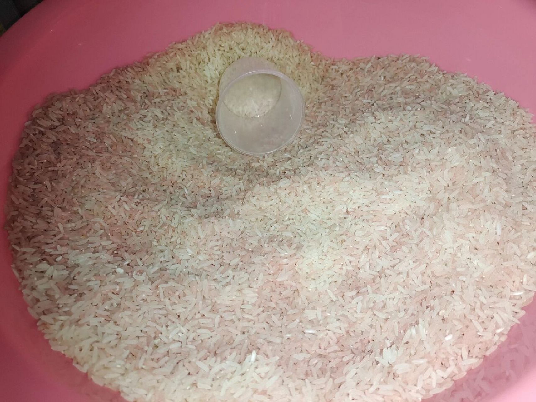 什么情况,米变红色了 坐标广西,为什么米会变红色,是发霉吗