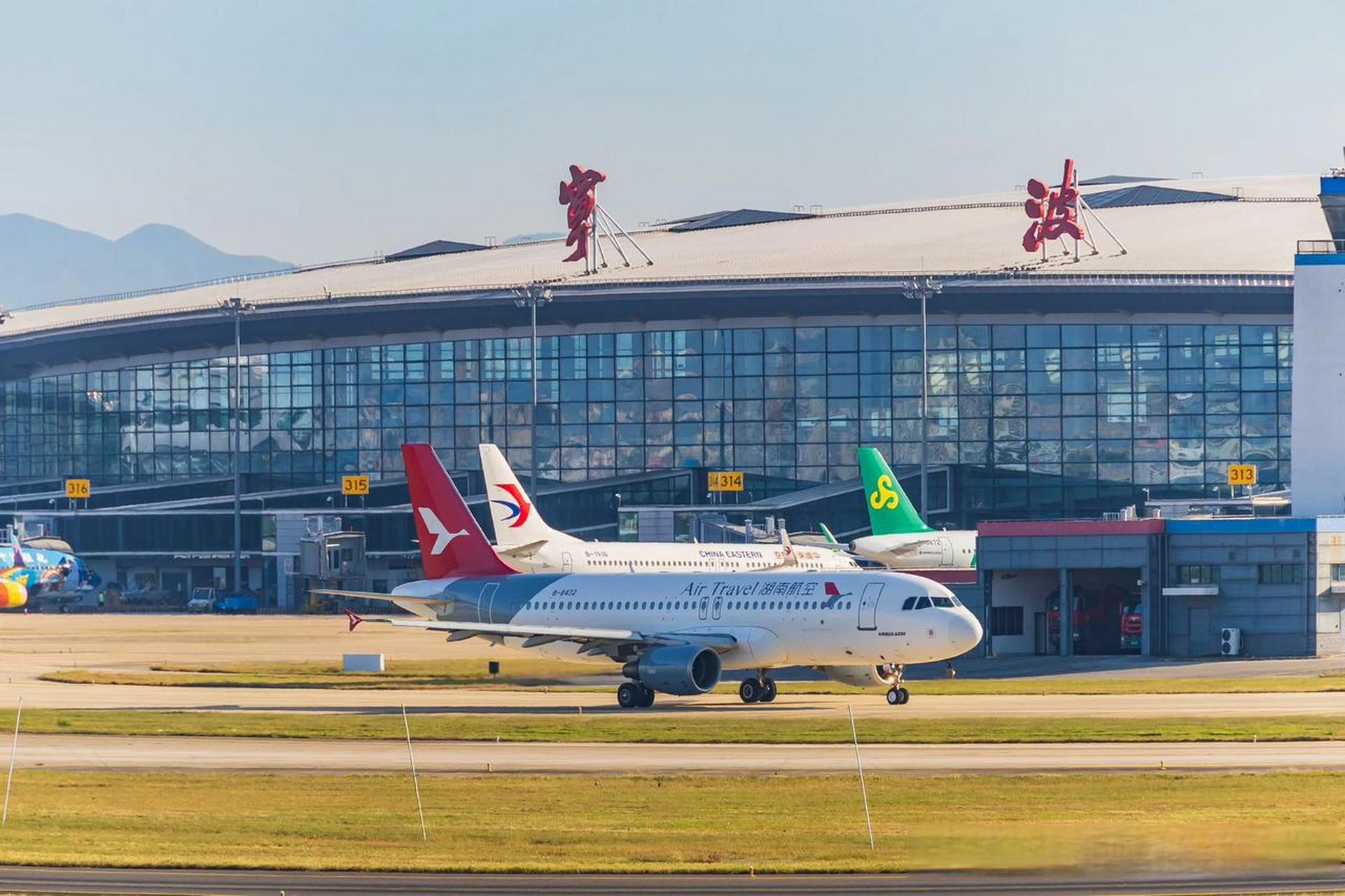 晒晒你拍过最满意的照片  记录我的2023  湖南航空编号b-8432空客a320