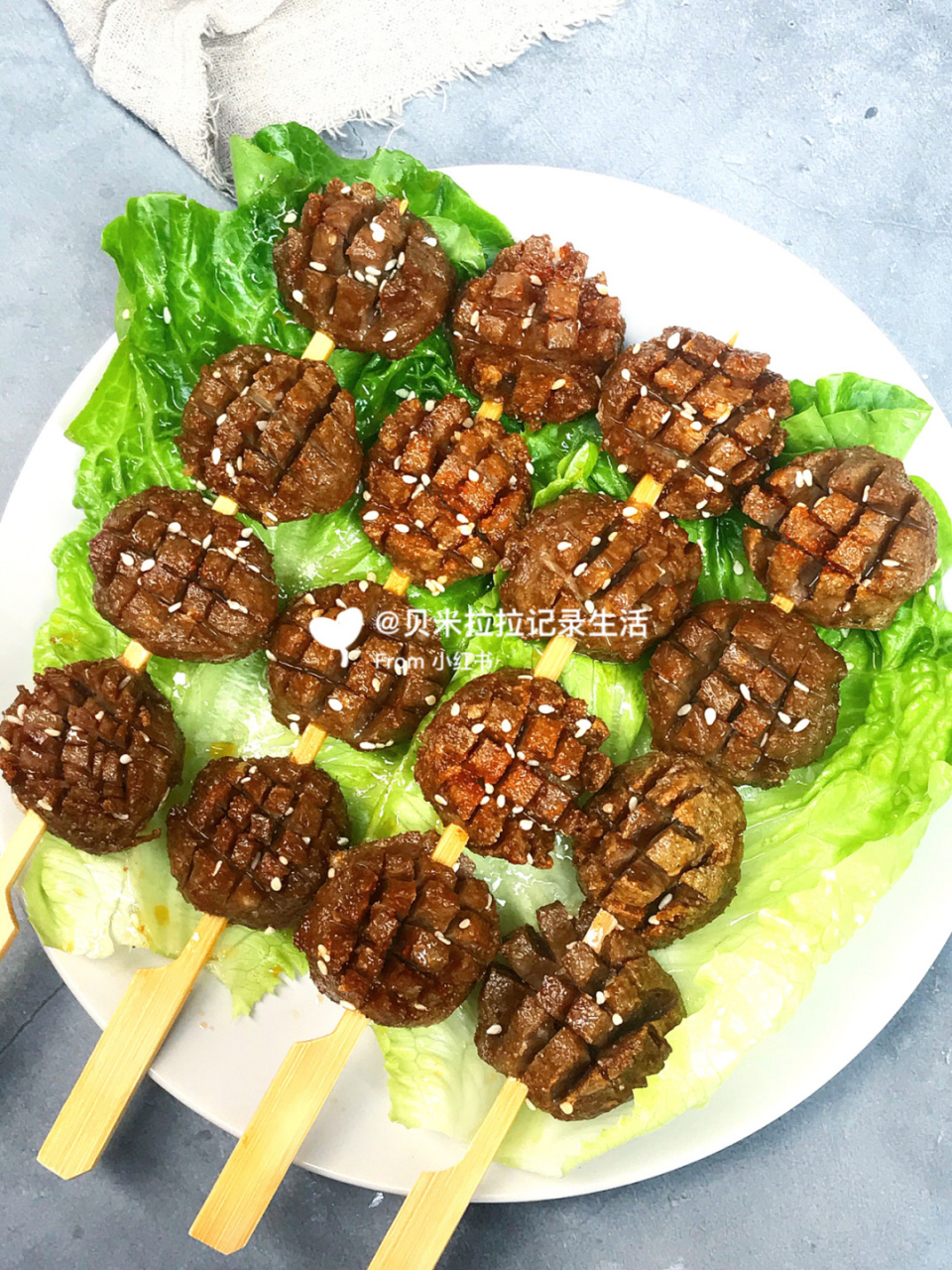 椒盐牛肉丸, 香味让人舍不得一口吃完😋 因为容易上火,小时候要求妈