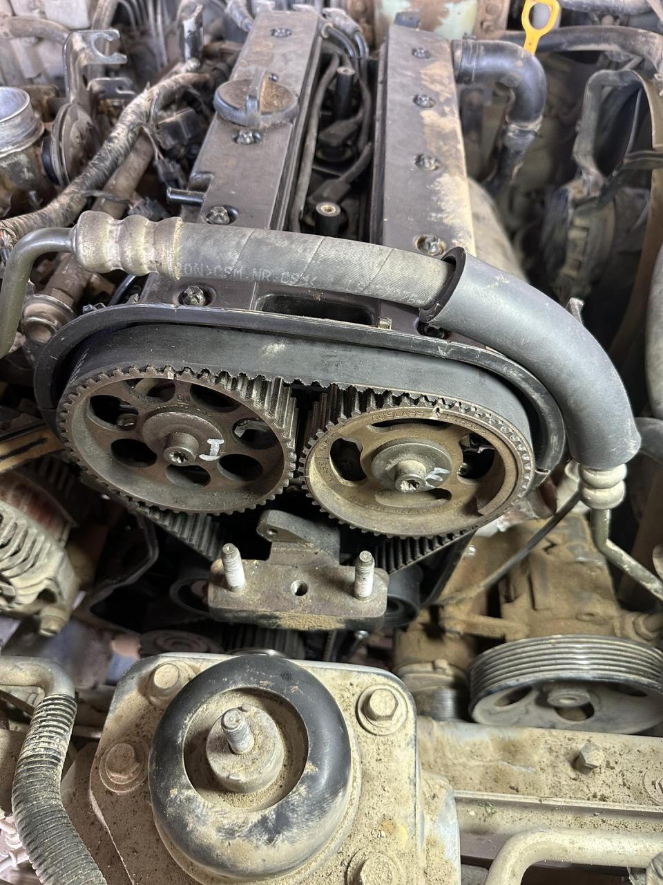 别克凯越1.8正时安装方法