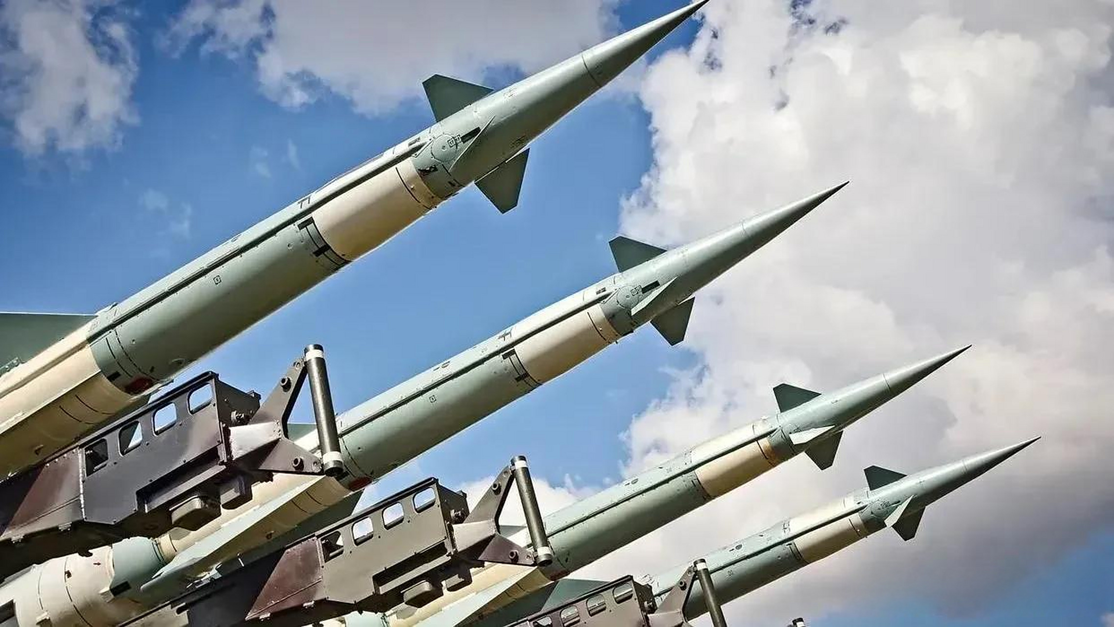 5公里, 有一枚防空导弹,  根据相关数据显示, 台湾省大约拥有7500枚