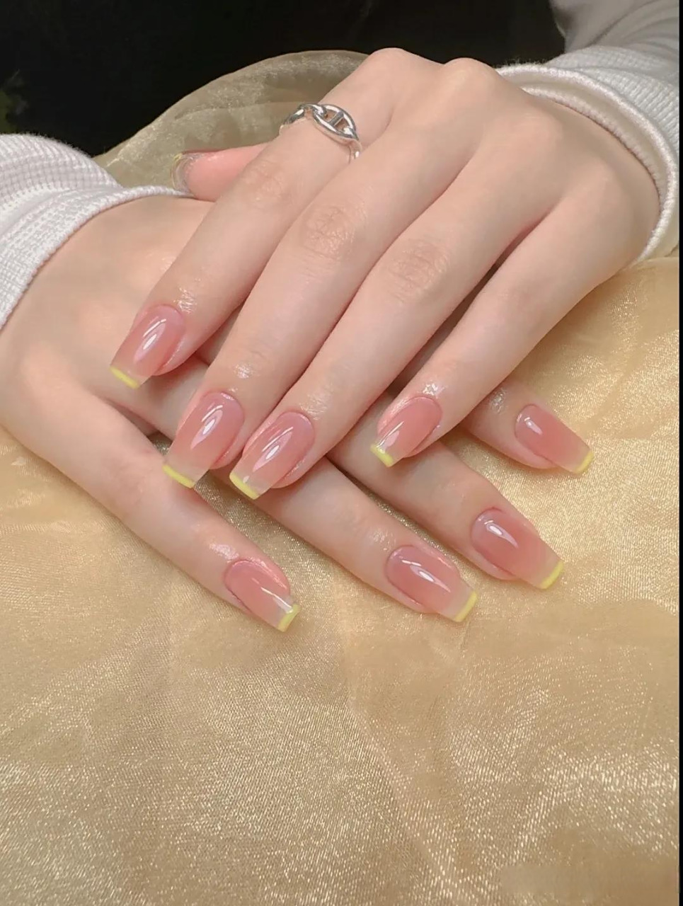 法式美甲氛围感美甲款式 高级法式美甲 温柔美甲分享 温柔美甲款 氛围