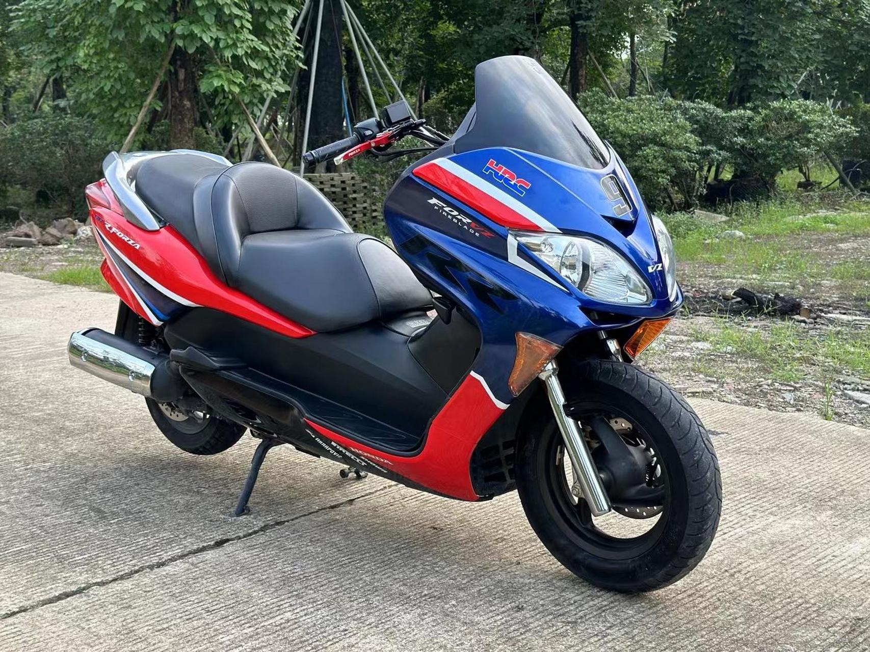 最新到货本田佛沙250  高配带abs 无钥匙进入 原版原灯原风挡原排气