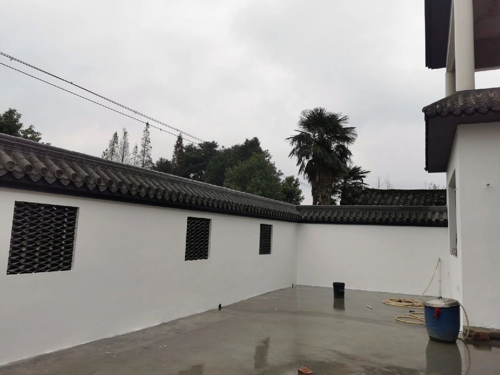 农村自建房|中式围墙刷漆完毕 非常喜欢 后期进度越来越慢了 因为前期